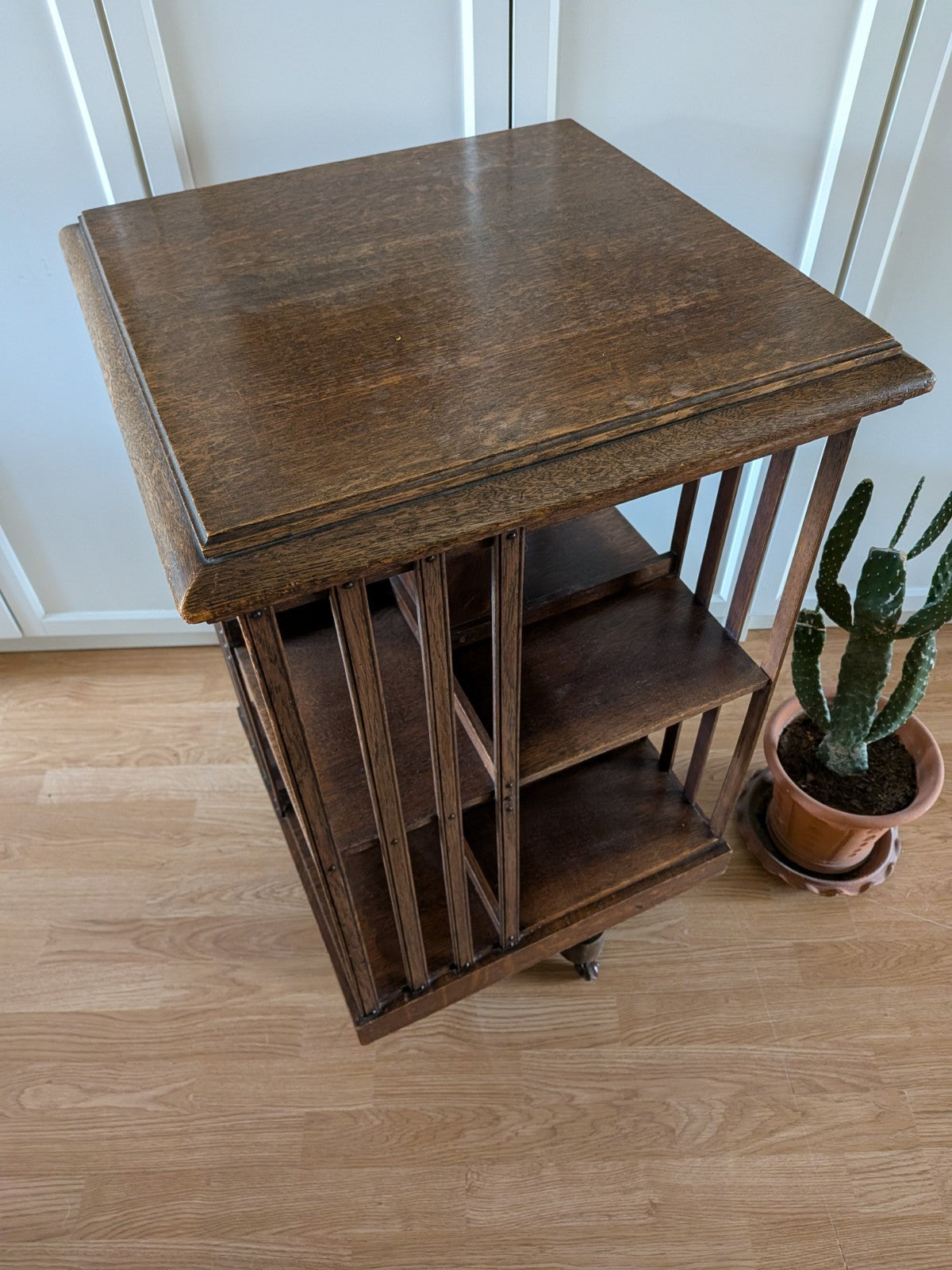 Antique Edwardian English Oak Revolving Bookcase Rare Vintage Shelves Spinning 