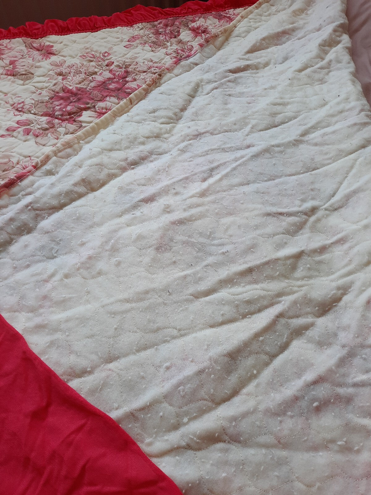 Vintage Retro pink FLORAL Quilted double Bedspread Floral Rose Bedding RARE old