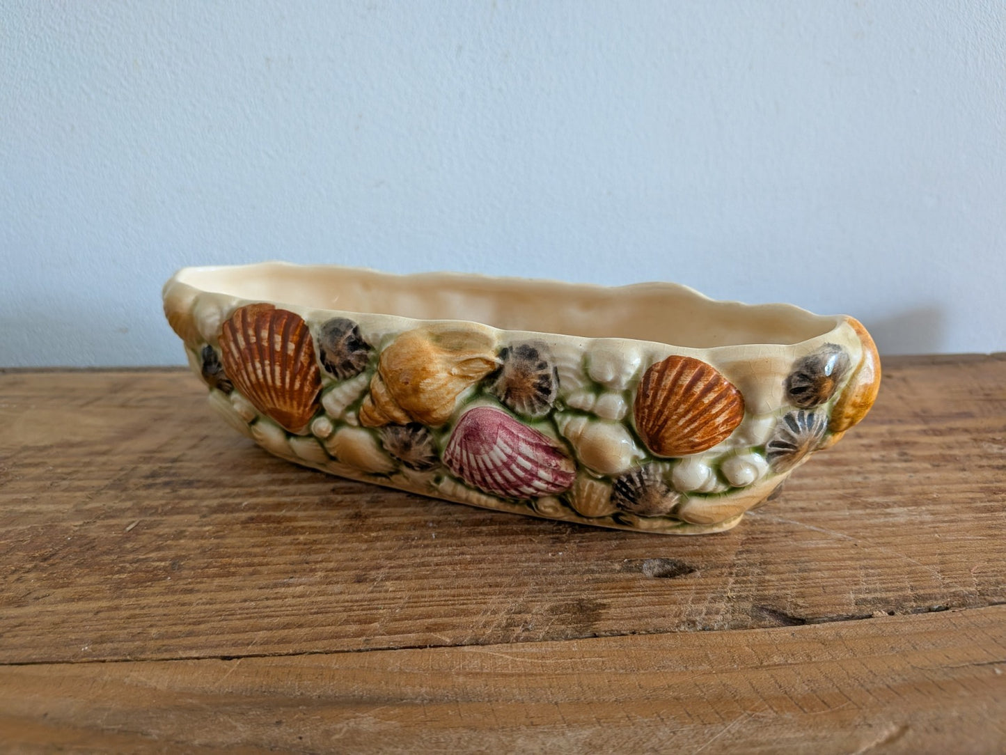 Sylvac Seashell Vase Ceramic Pottery Shell Marina England #4158 Raised Design