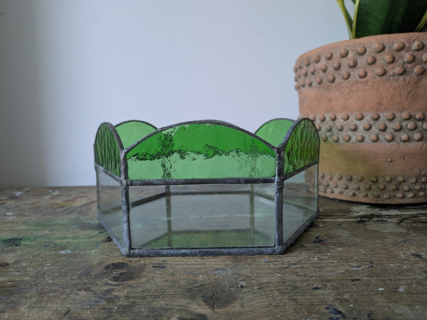 VTG Stained Glass Green Hexagonal Bowl Dish Fruit Serving Table Centre Leaded Vg