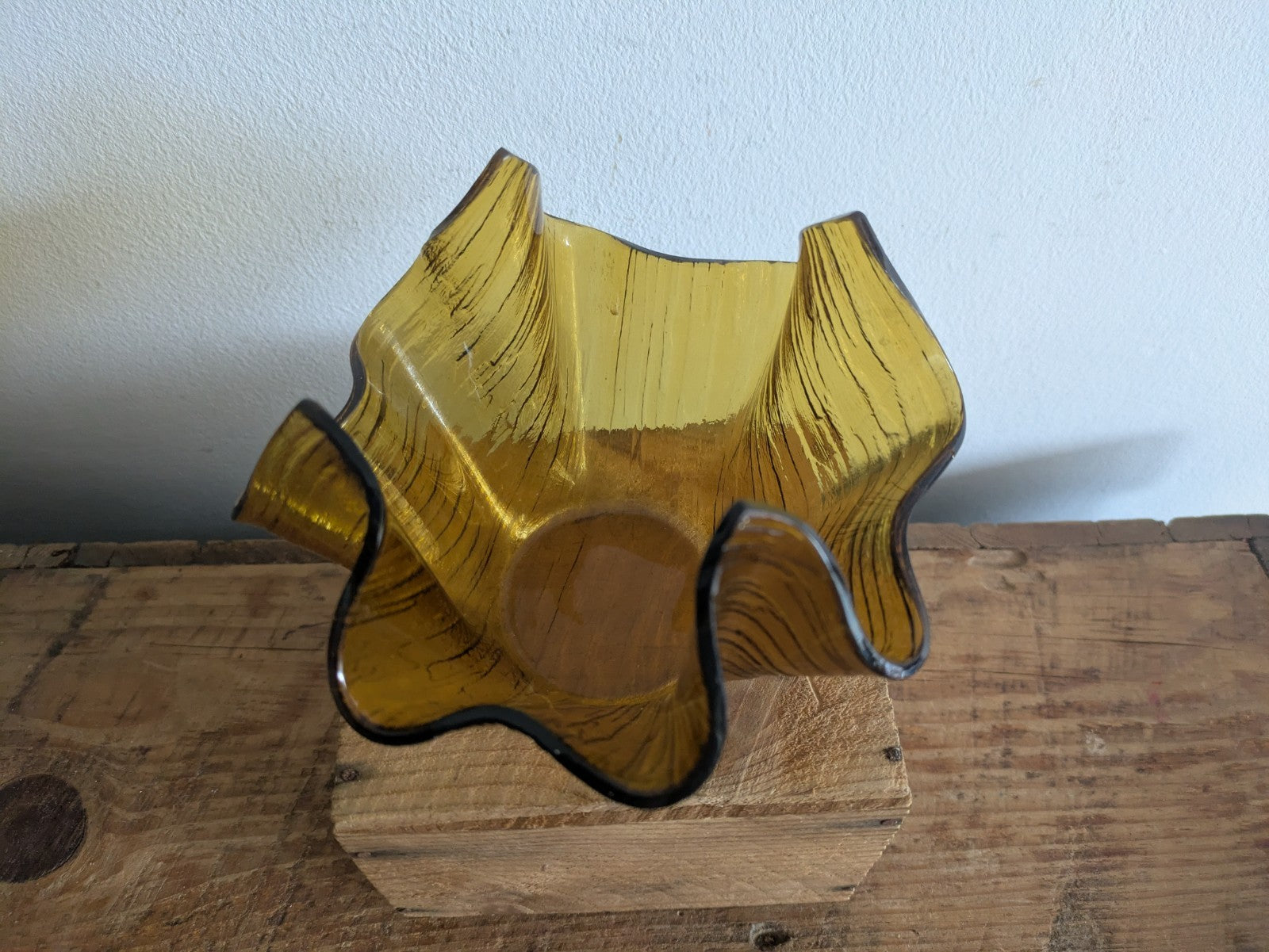 VINTAGE/RETRO CHANCE BROTHERS Large Handkerchief Vase Dish Bowl Prop Mid Century