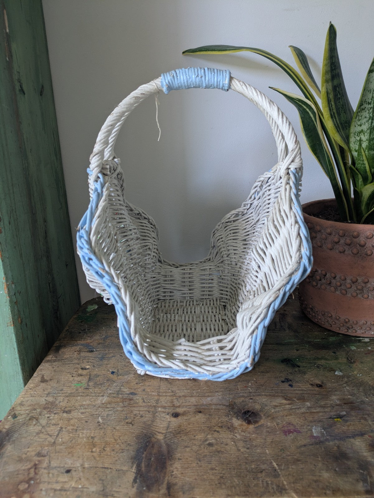 Vintage Shell Shaped Basket White Hand painted Flowers Blue White Prop Wicker 