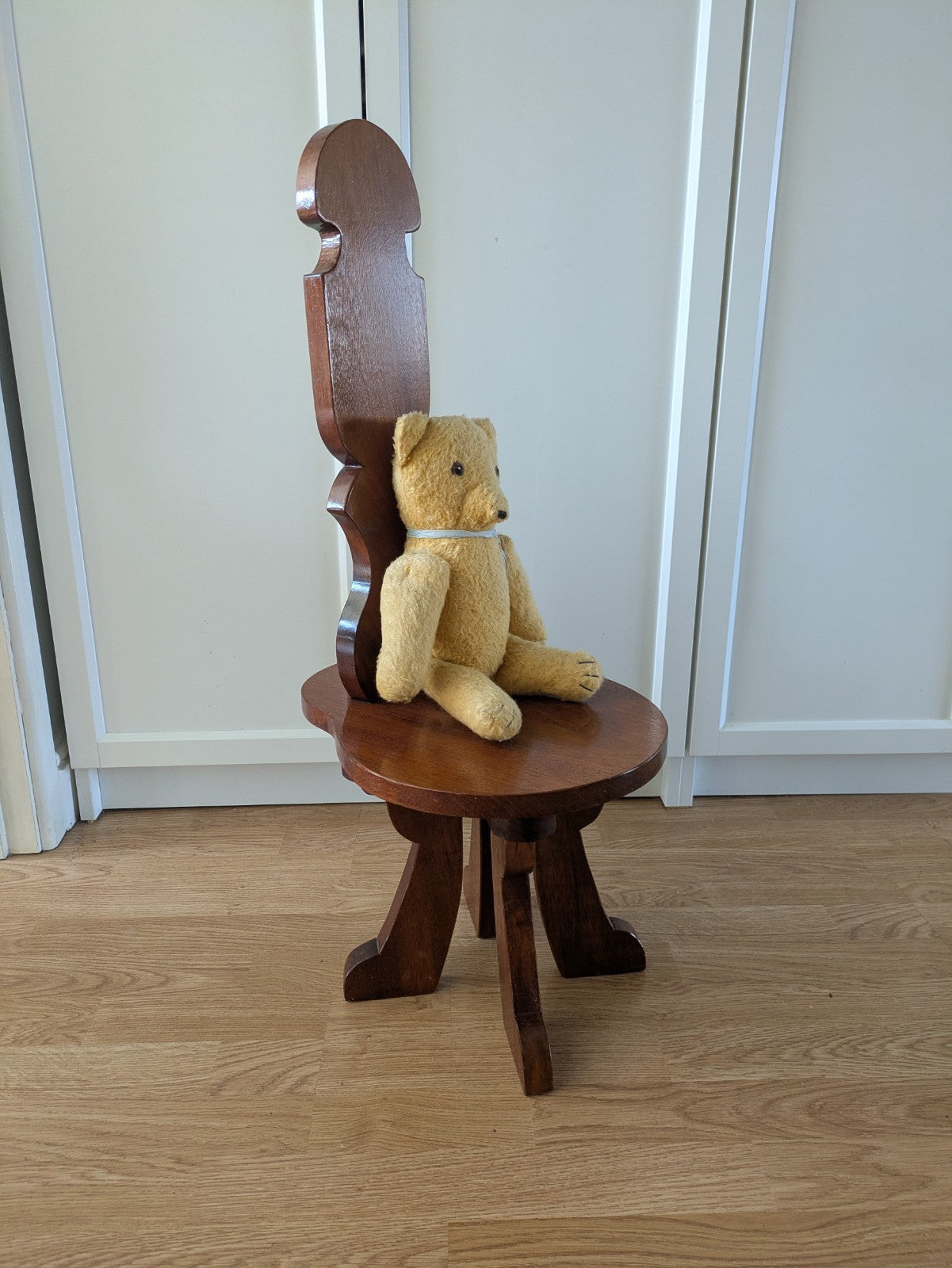 Early 20th Century Wooden Carved Spinning Chair Three Leg Tripod Child's Antique