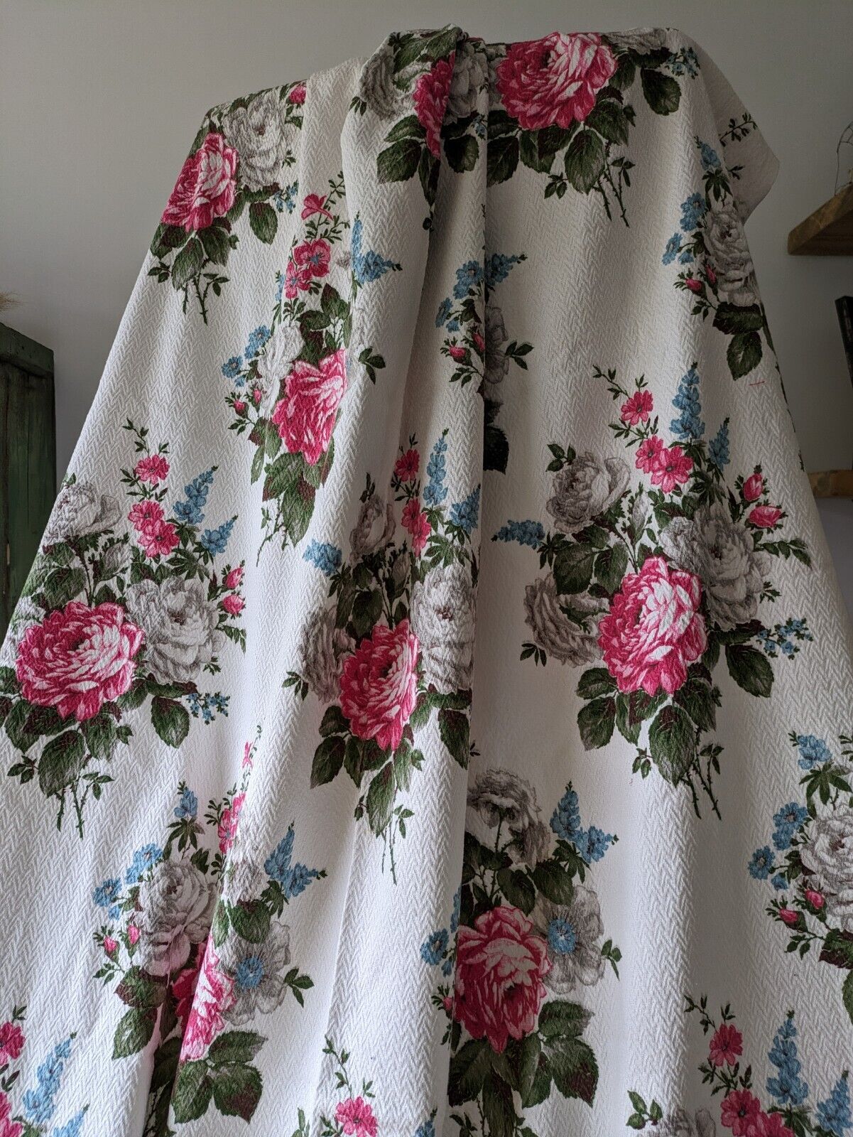 Pair of barkcloth floral Curtains W112 L193cm Pink Rose rare 1950s retro vintage