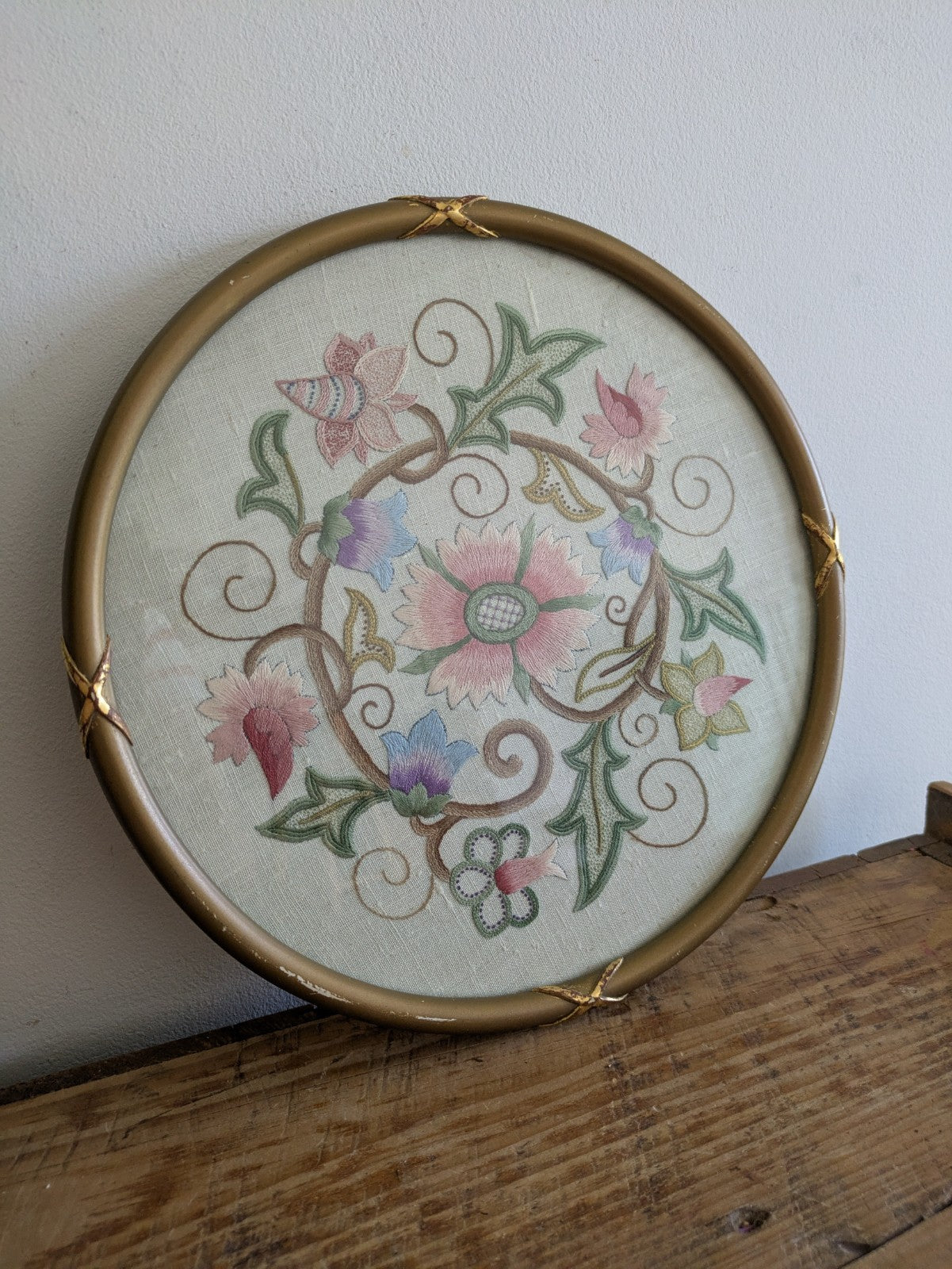 Beautiful Antique Vintage Hand Embroidered Round Framed Picture Tray Gilt Frame