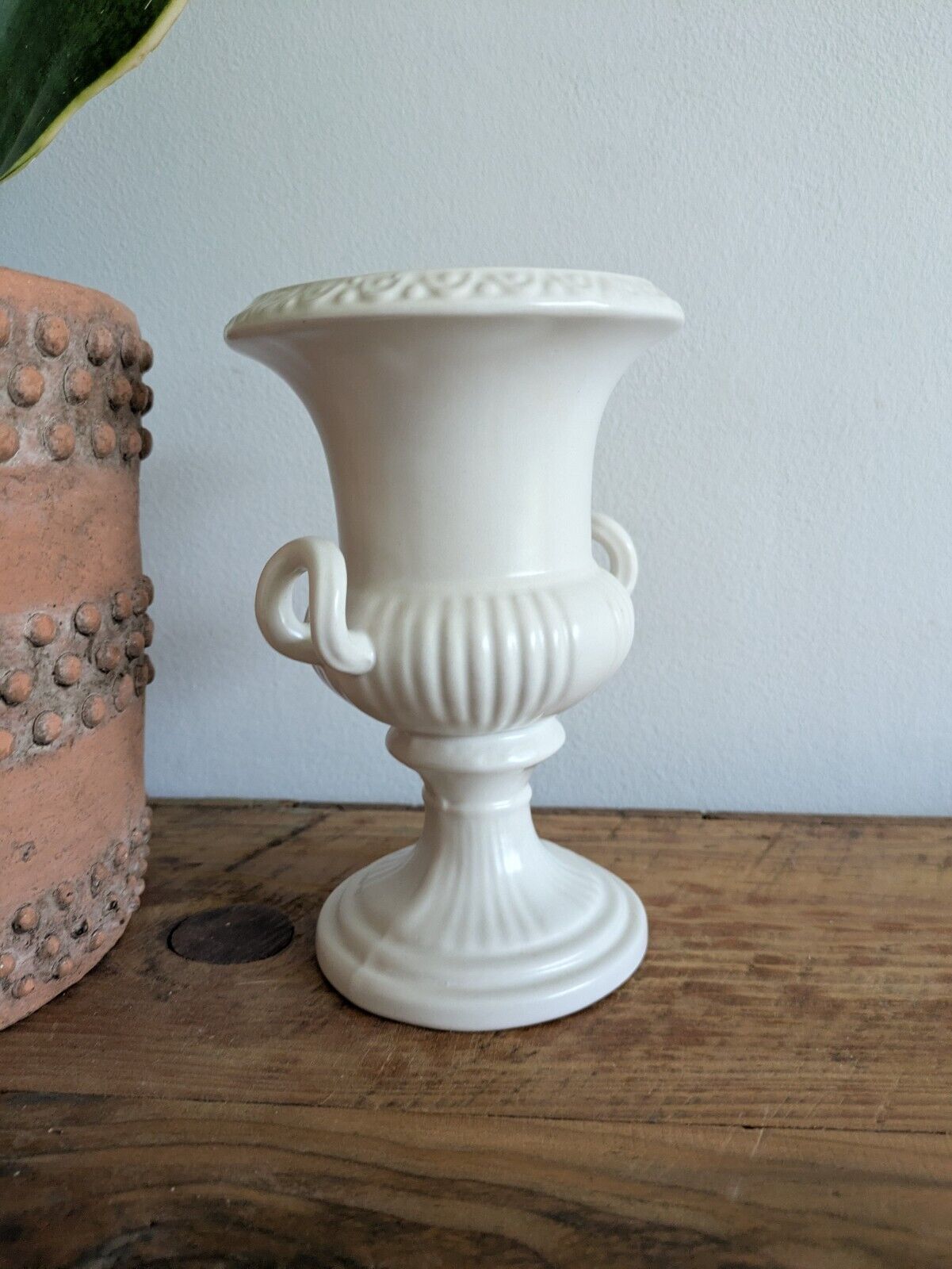 Vintage Dartmouth Pottery Urn Vase White Prop Mantle Flower Double Handle Vgc