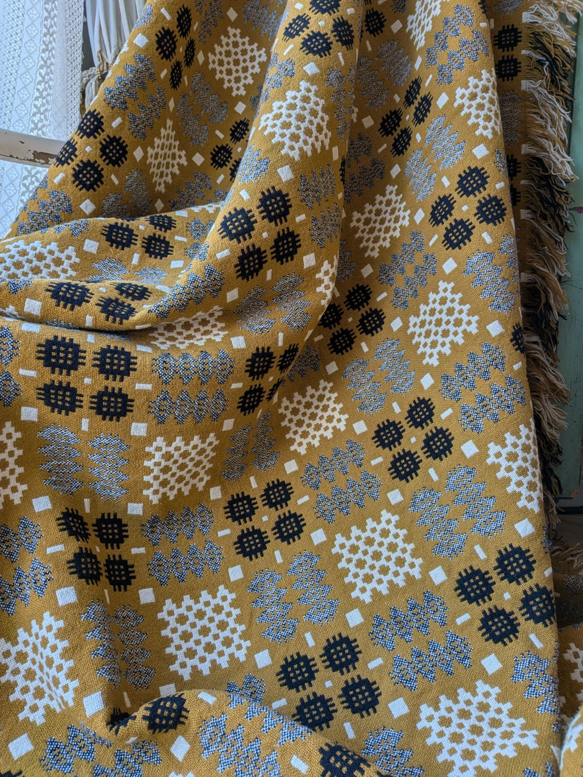 Rare VTG Welsh Wool Blanket Tapestry Black White Reversible Throw Mustard Yellow