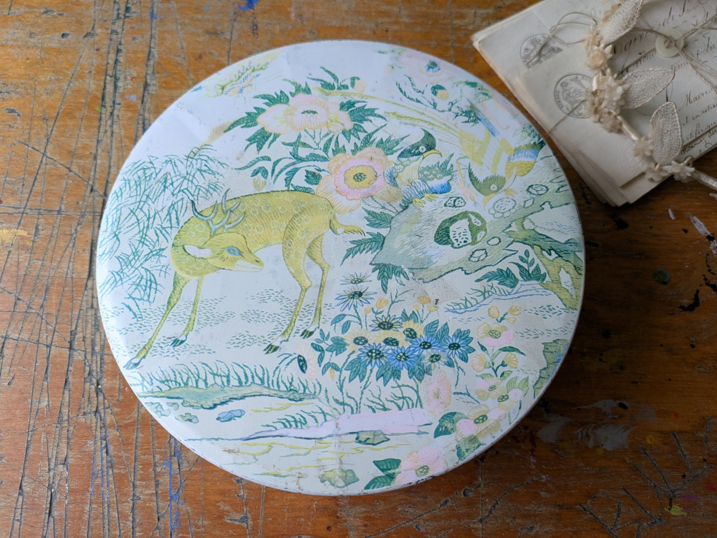 Vintage Huntley And Palmers Woodland Scene Tin Deer Birds Floral Retro Storage 