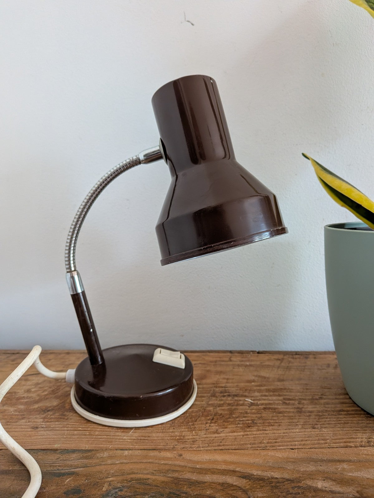 Vintage Brown Gooseneck Desk Lamp Veneta Lumi 70s Made in Italy Space Age Prova 