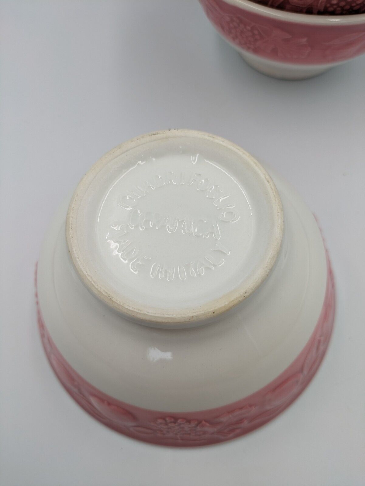 4x QUADRIFOGLIO Franco Giorgi Large Rim Soup Bowl WHITE Embossed Fruit Rim Pink