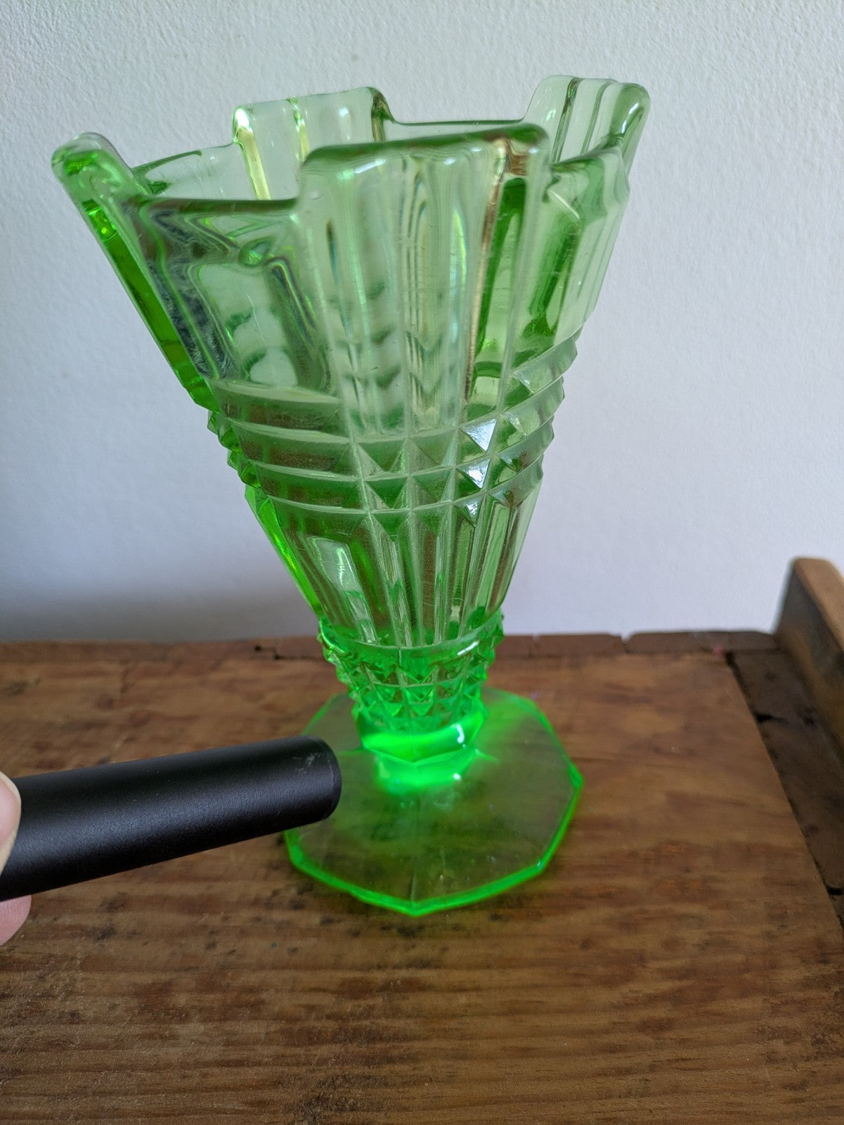 Uranium Green Glass Art Deco Vase c.1930s/40s  Vanity 15cm High Pedestal UV Glow