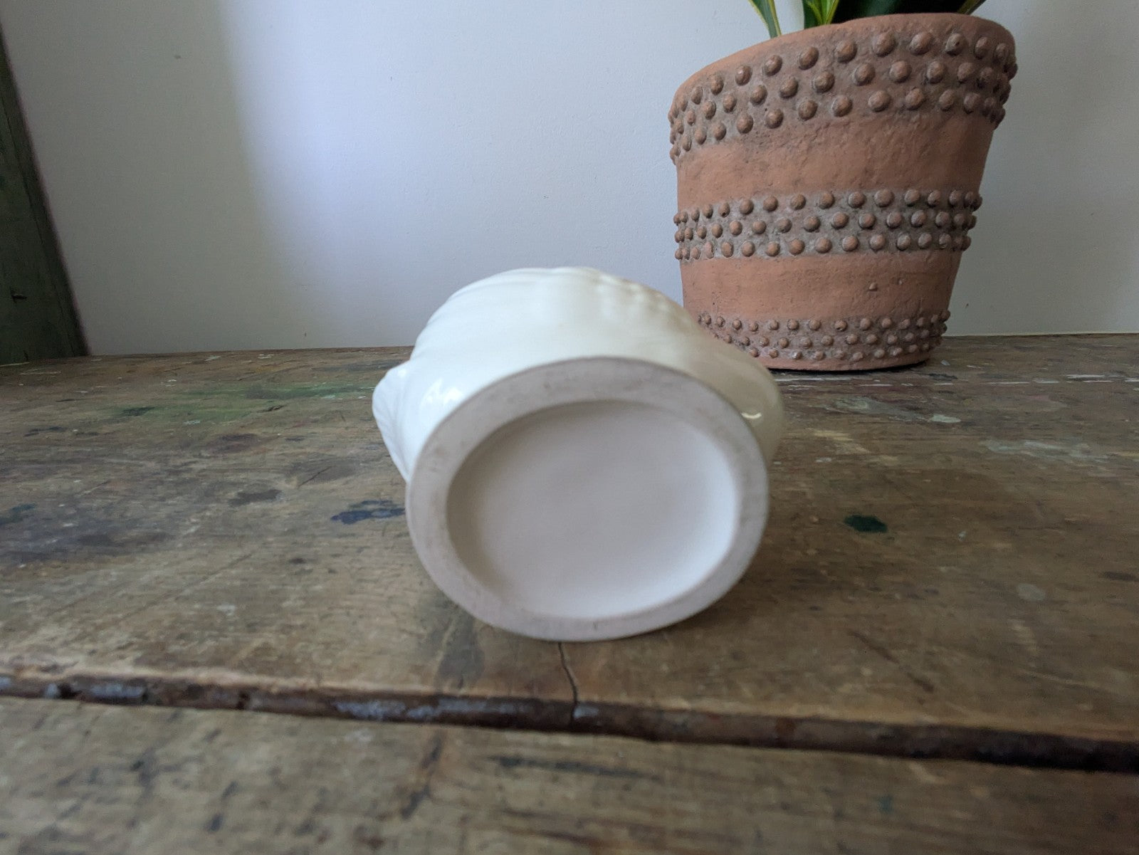 Vintage Small White Swan Planter Plant Pot Shabby Mantle Egg Cup Trinket Pot Vgc