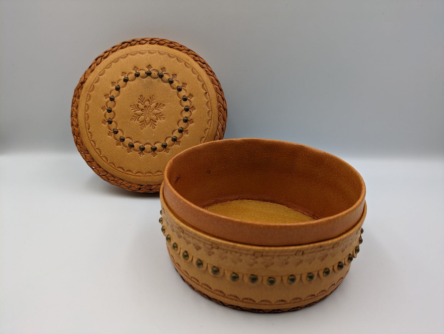 Vintage 1970s Leather Round Keepsake Trinket Box Hand tooled Handmade Sewing Vgc