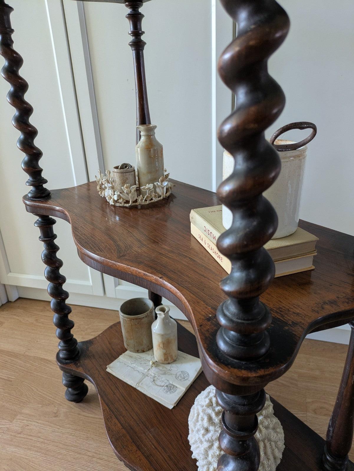 Antique Victorian Whatnot Mahogany Shelves Barley Twist Turned Legs Bookcase 