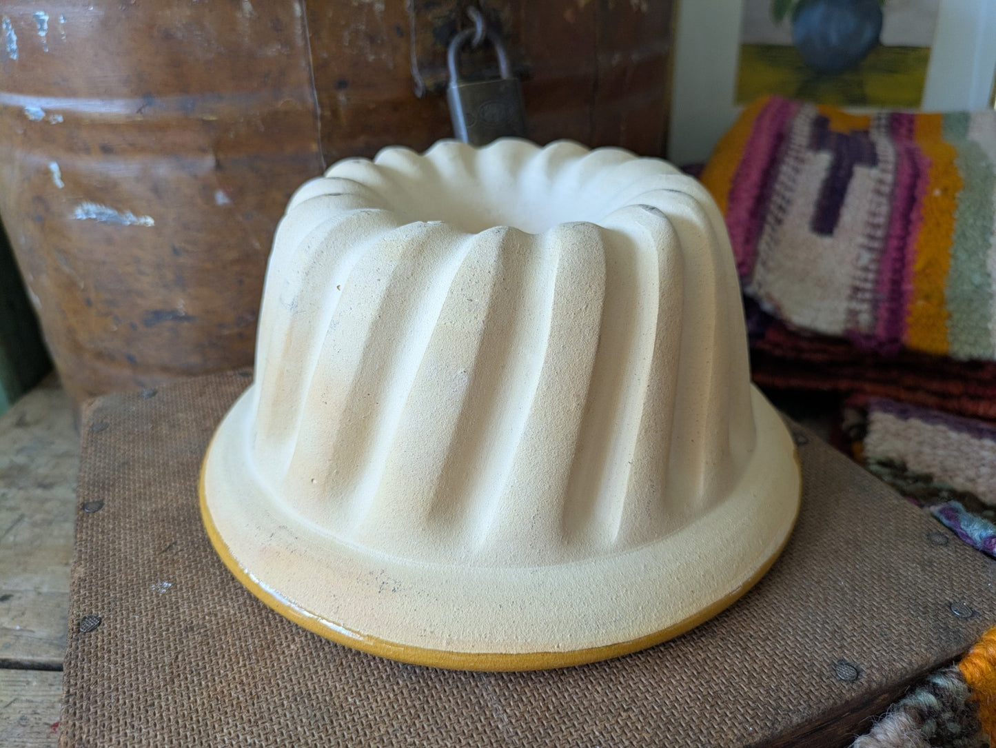 Vintage Ceramic Bundt Cake Mould Retro Yellow Bright Kitchen Prop Baking Old 