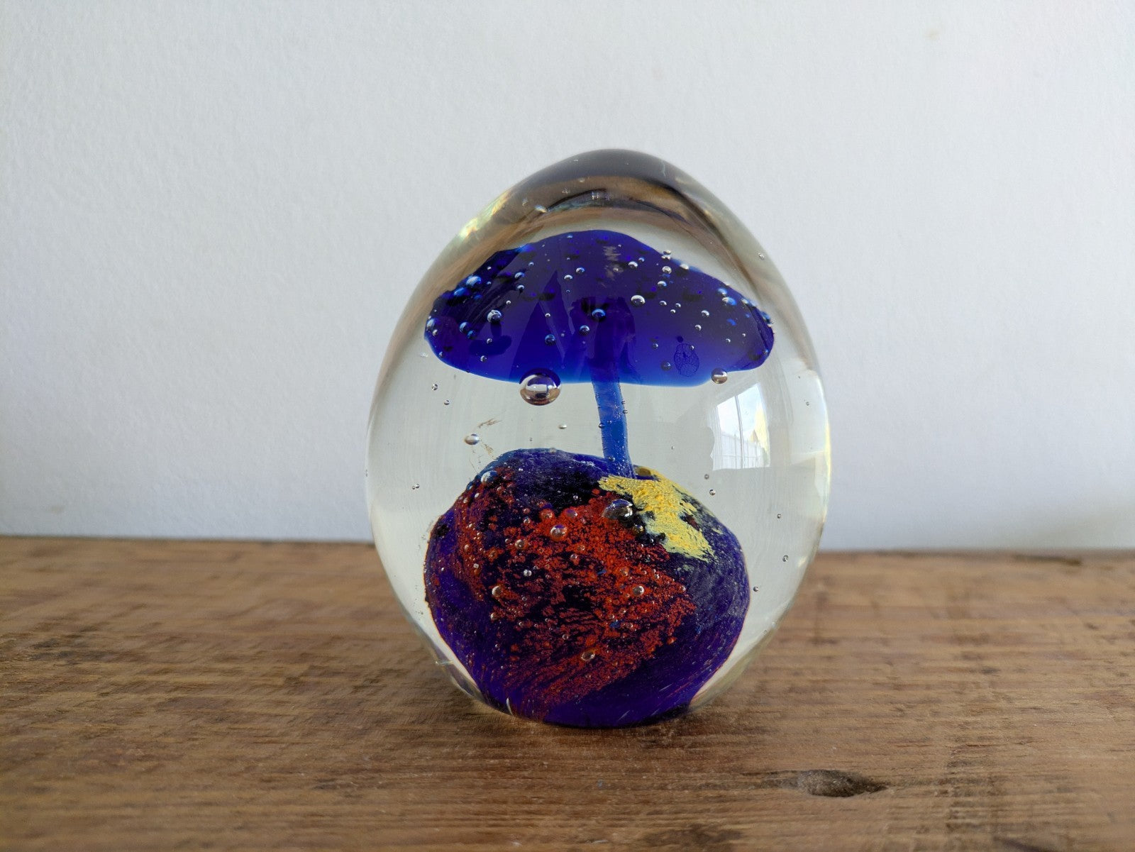 Dynasty Gallery Art Glass Paperweight Clear Blue Multi-Color Egg Shaped 9cm Tall