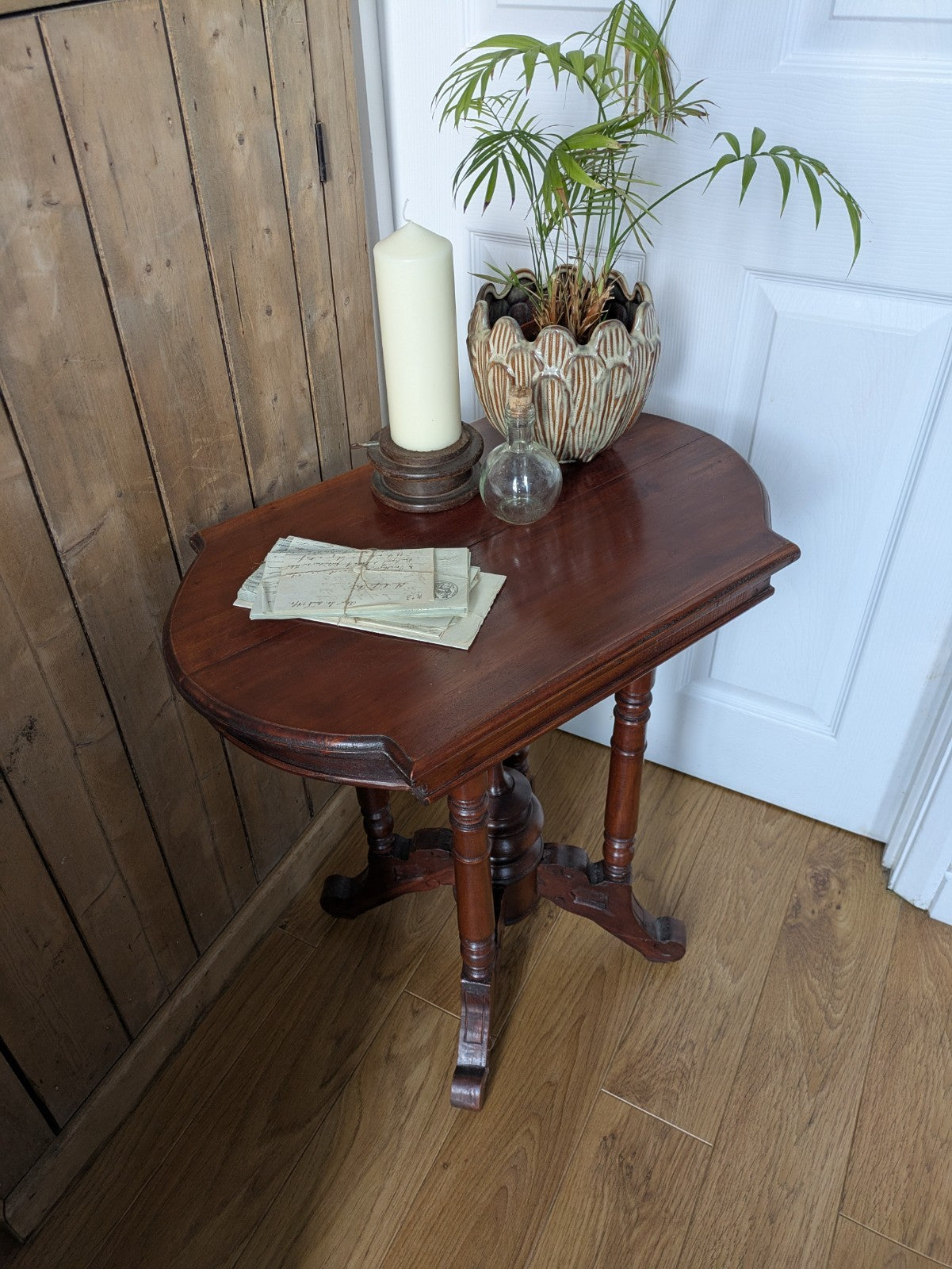 Antique Mahogany Side Table Hall Lamp Turned Legs & Finial Base Victorian C1890