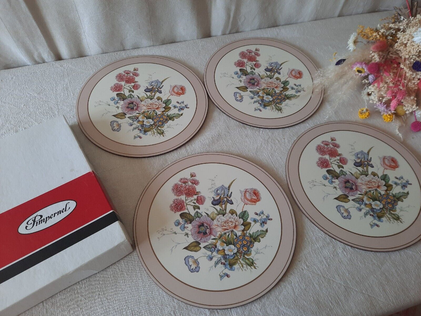 Vintage set of 4 De Luxe Pimpernel Place Mats Floral bouquet Pink Prop Rare Boxd