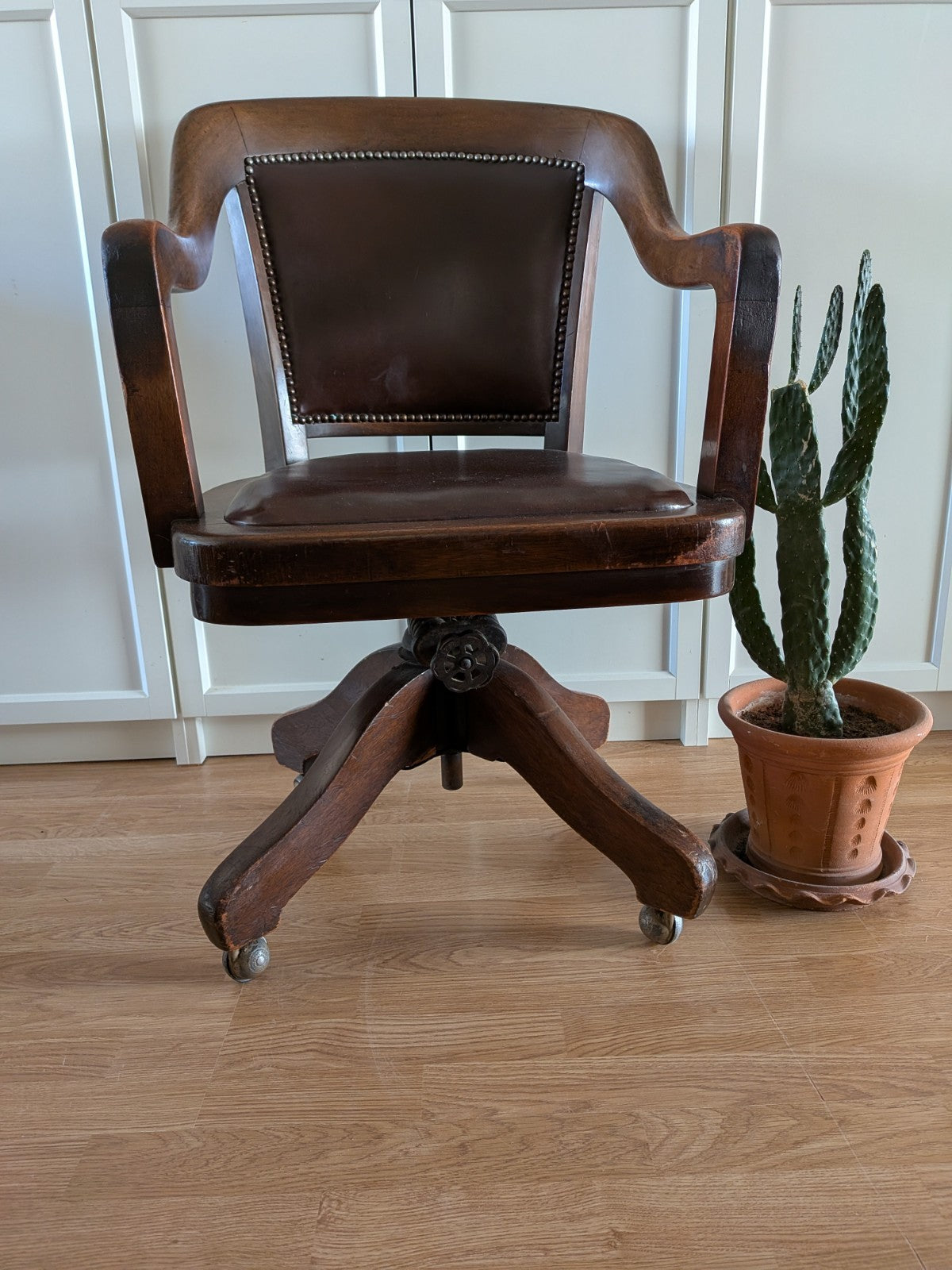 Swivel Office Desk Chair Oak Edwardian Antique Factory Captains Home Leather Vgc