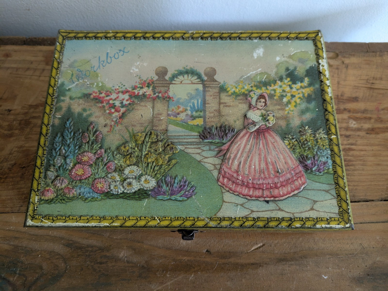 George Bassett Confectioners Workbox Tin c.1930-40 Sewing Storage Tin Gift VTG 