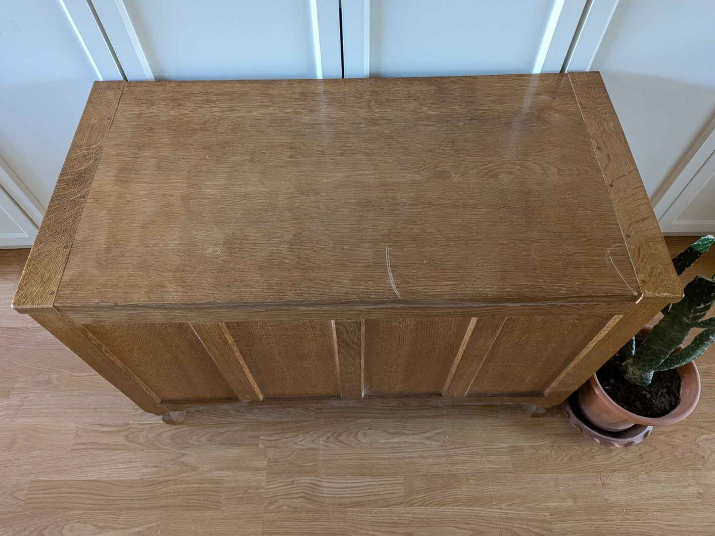 Ex. Mouseman Apprentice Eagleman  Albert Jeffray Oak Ottoman Box Critter Adzed