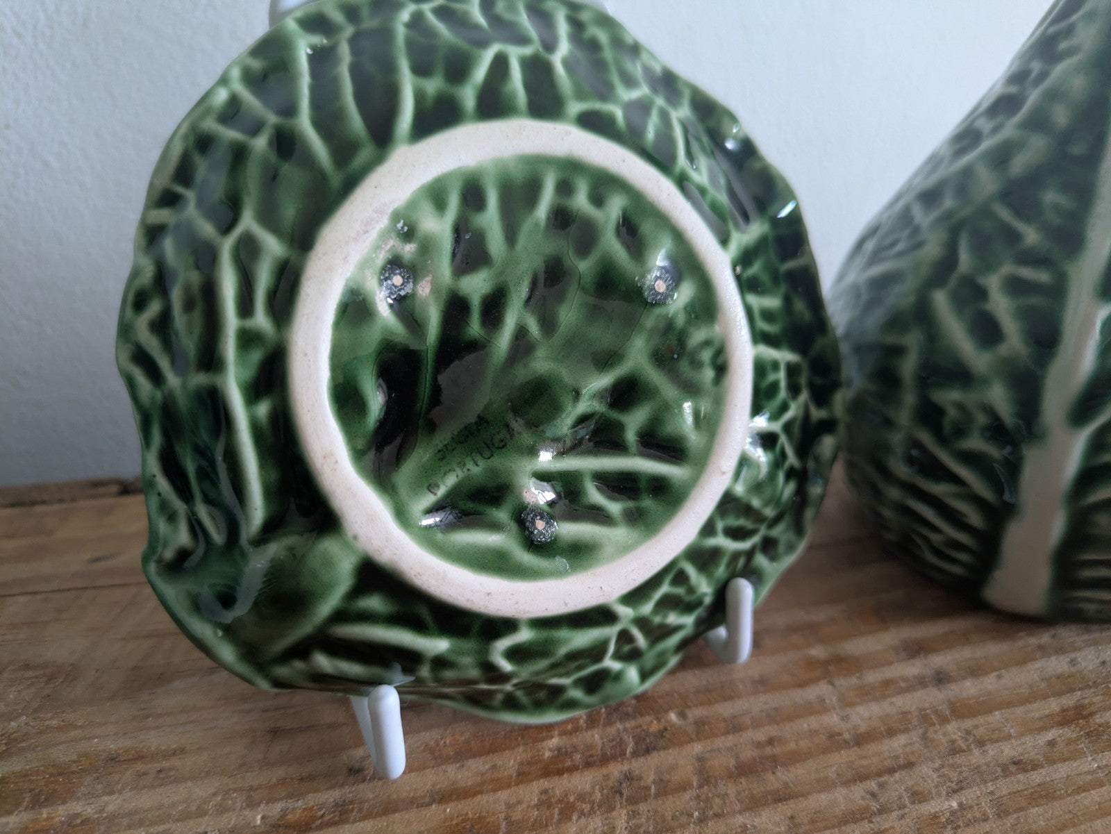 RARE Oil Aioli & Vinegar Cruet Plate Ceramic Green Cabbage Leaf Design Portugal