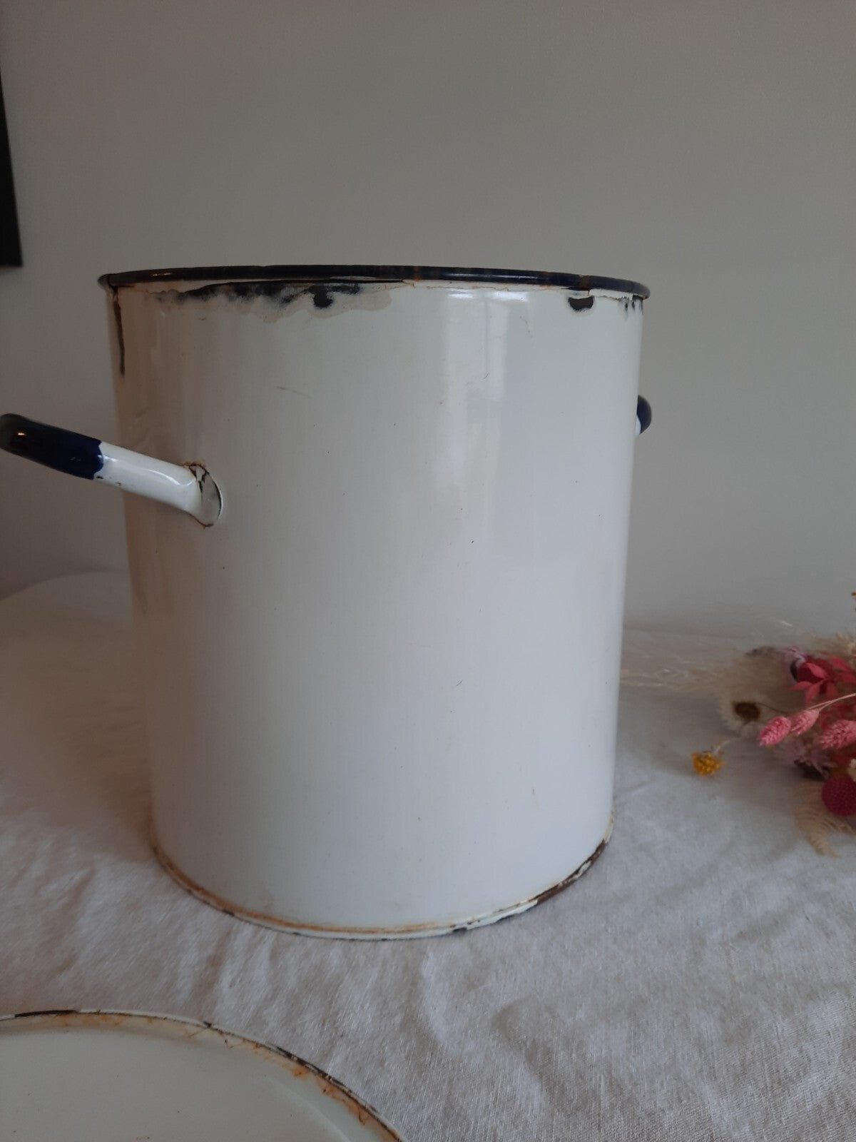 Antique / Vintage Enamel Flour Bin Storage Container Kitchen Display Early Retro
