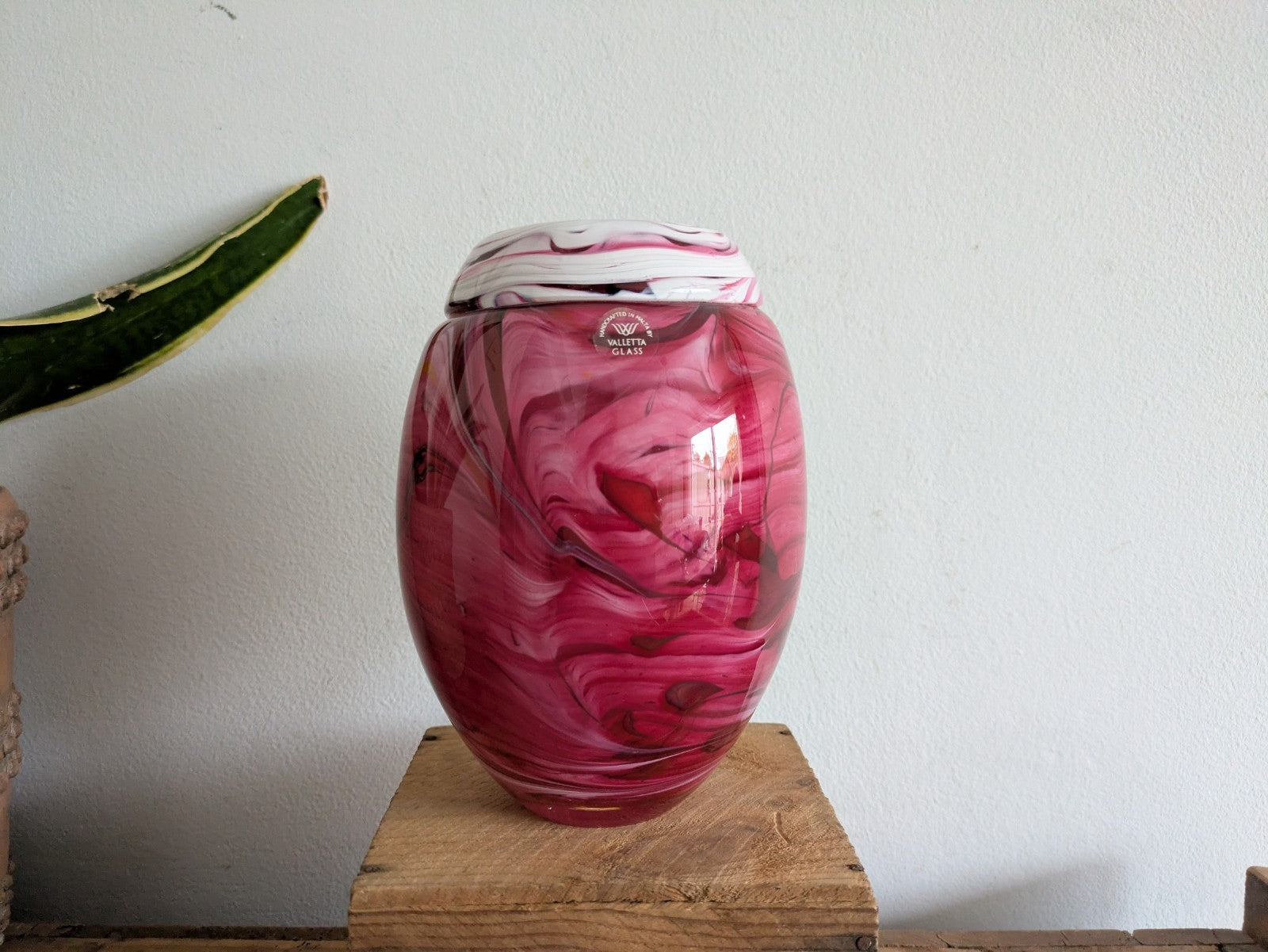 SIGNED Valletta Maltese Pink and White Candy Swirl Glass Vintage Vase XL Florist