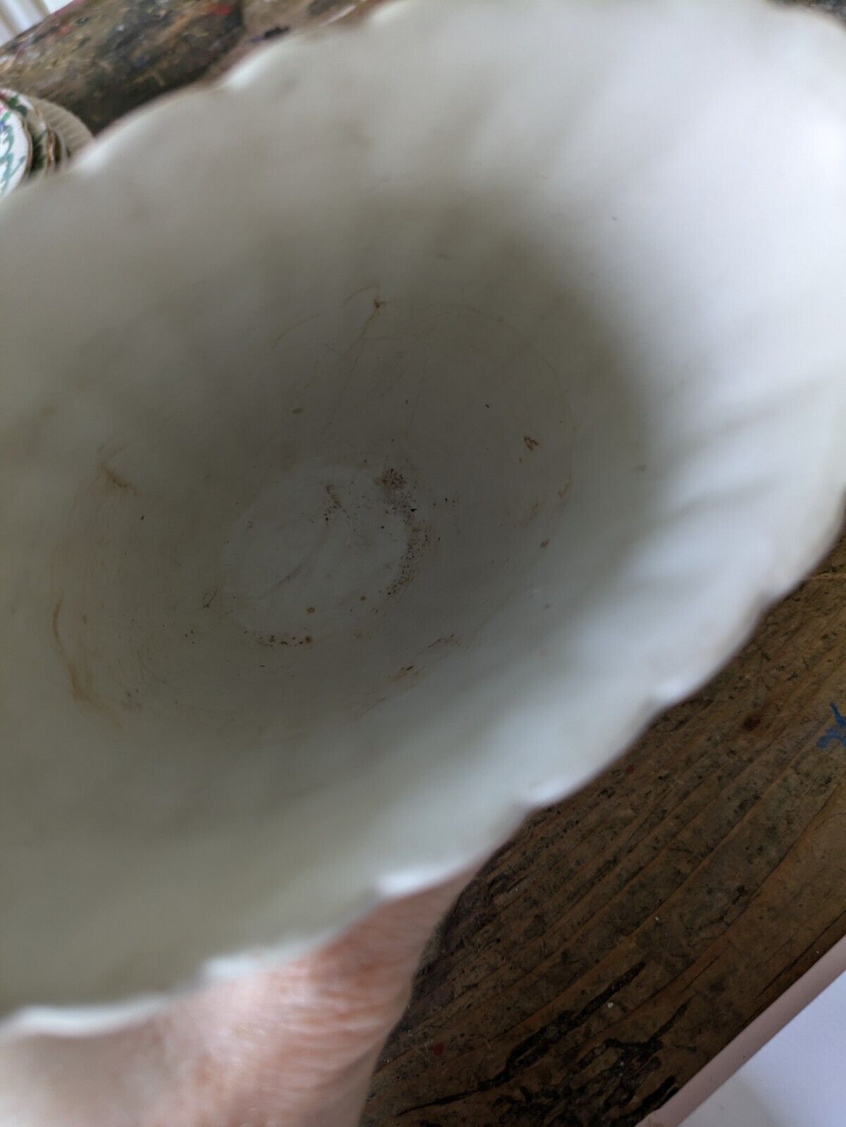 RARE Spodes Velamour England fluted Fan Vase, Off White, 12.3cm Tall Vintage Vgc