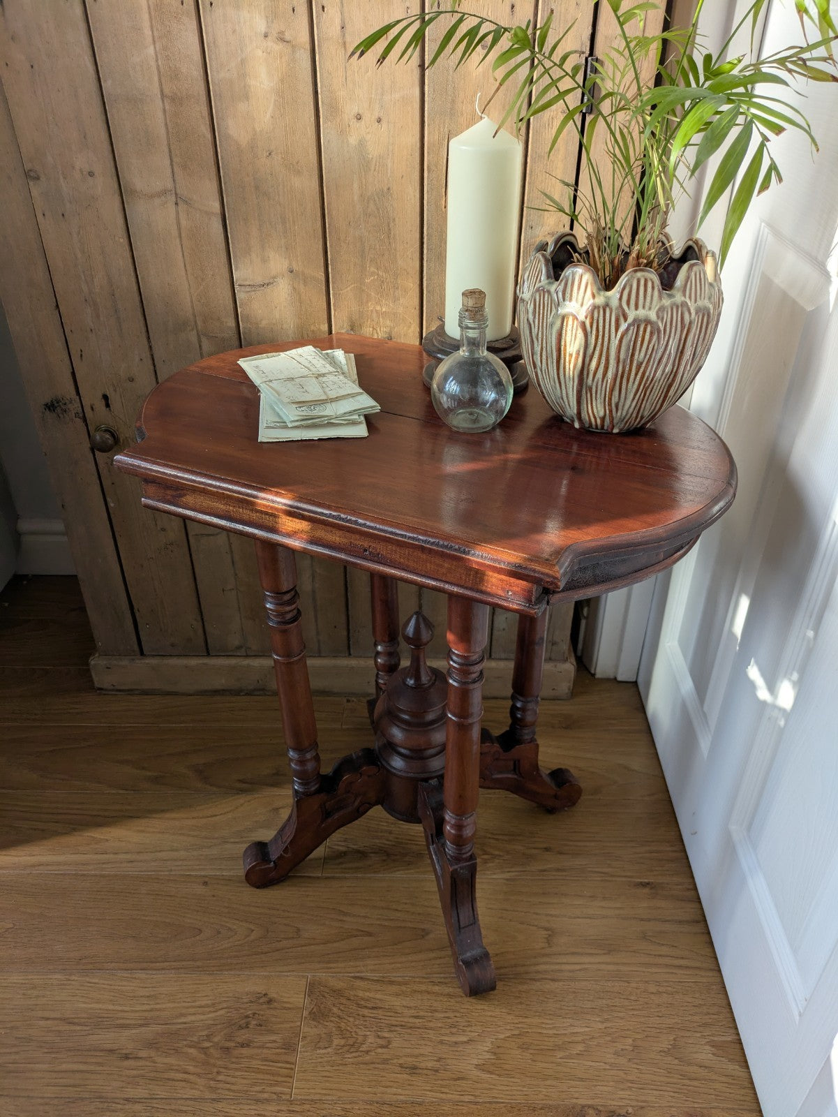 Antique Mahogany Side Table Hall Lamp Turned Legs & Finial Base Victorian C1890