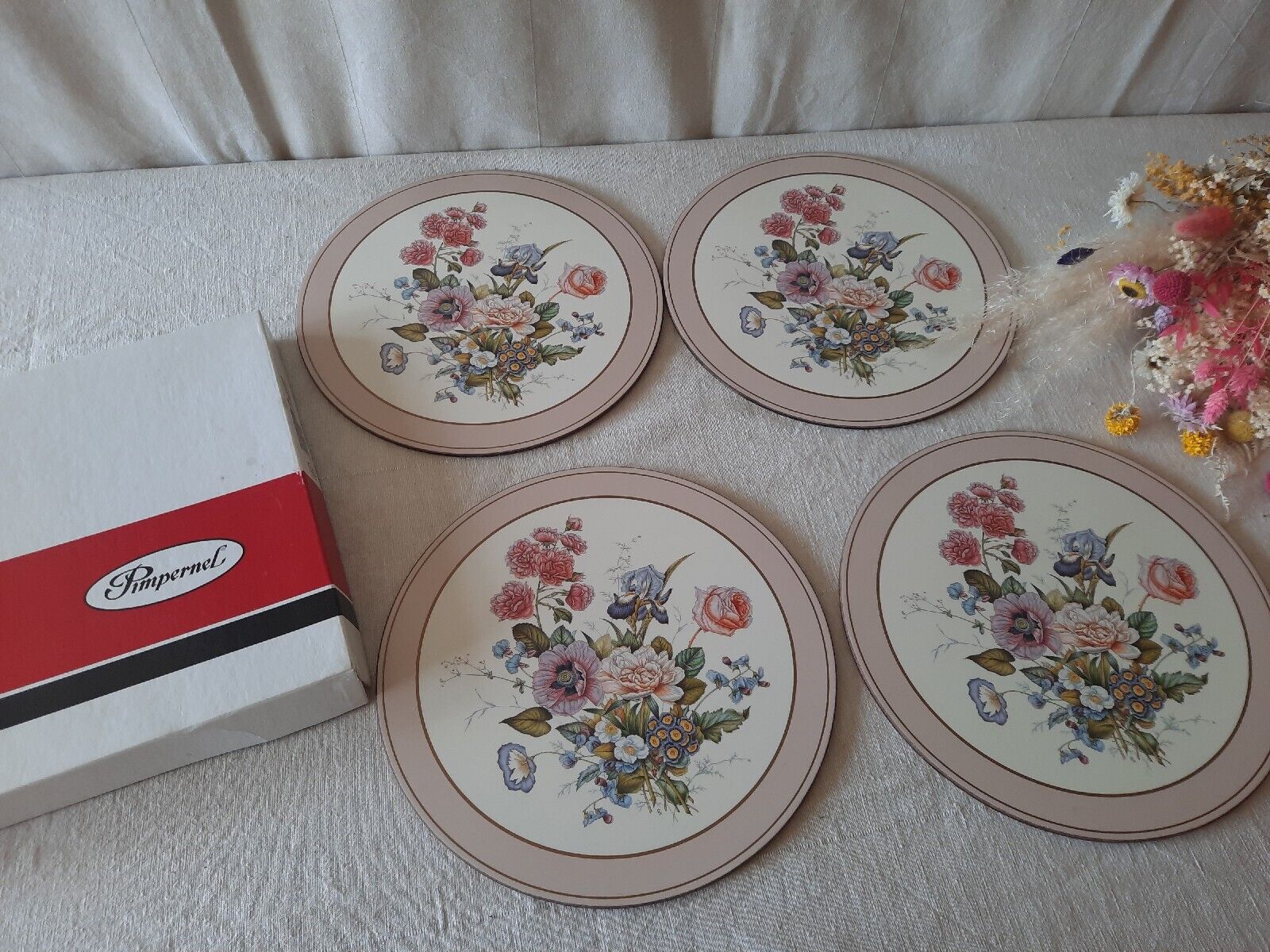 Vintage set of 4 De Luxe Pimpernel Place Mats Floral bouquet Pink Prop Rare Boxd