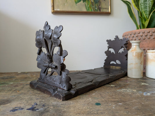 ANTIQUE VTG RARE SWISS BLACK FOREST CARVED WOOD FOLDABLE SLIDING BOOK STAND RACK