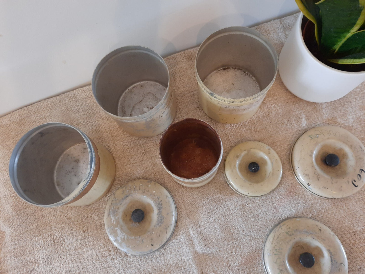 4x Vintage 1950s Cream distressed Garrison Ware Canisters Storage Tea metal retr