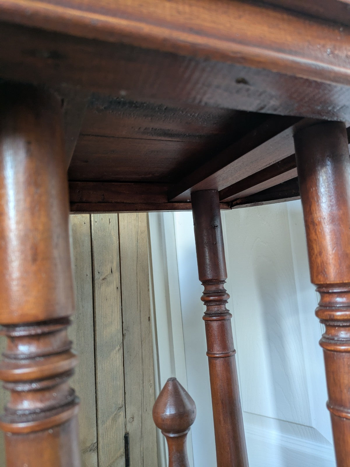 Antique Mahogany Side Table Hall Lamp Turned Legs & Finial Base Victorian C1890