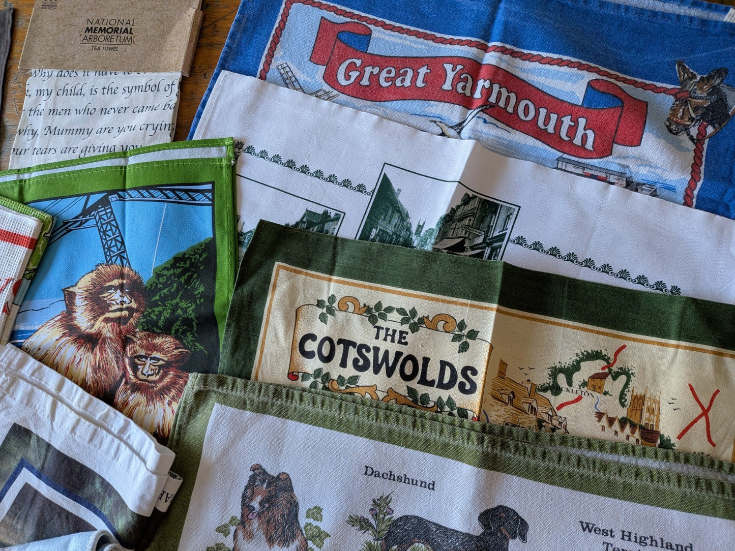 Vintage Job Lot  Cotton Tea Towel Bundle Mixed Retro Designs Linen Sewing Fabric