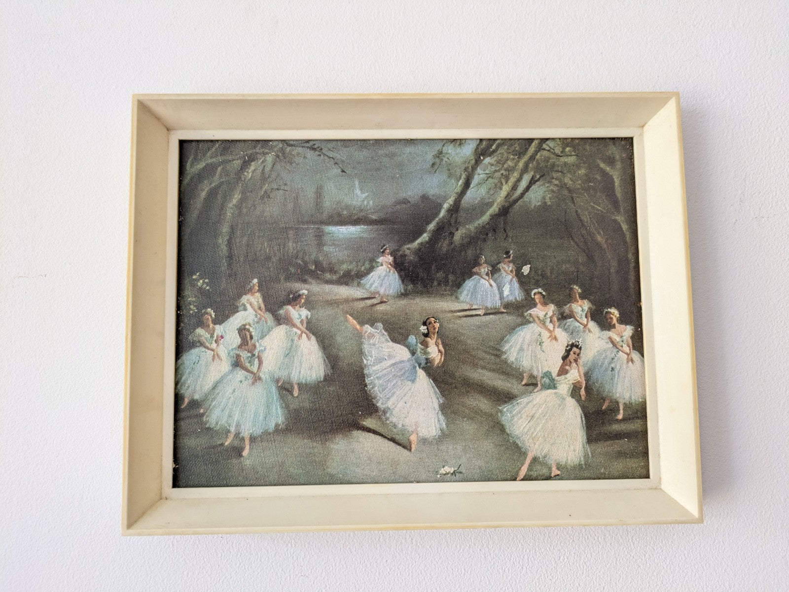 Vintage Giselle Print Of Ballet Swan Lake By Carlotta Edward’s Plastic Frame 70s