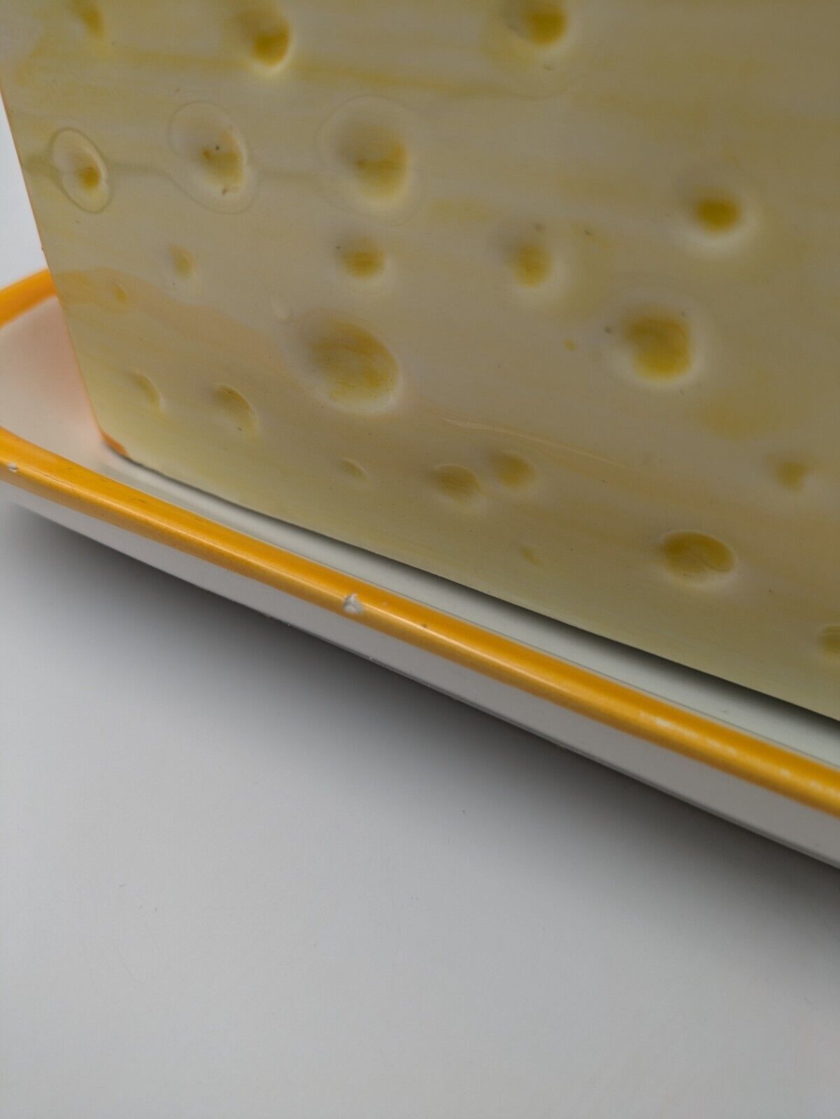 XL Italy Vintage Handmade Porcelain Ceramic Cheese Wedge Mouse Covered Dish Rare