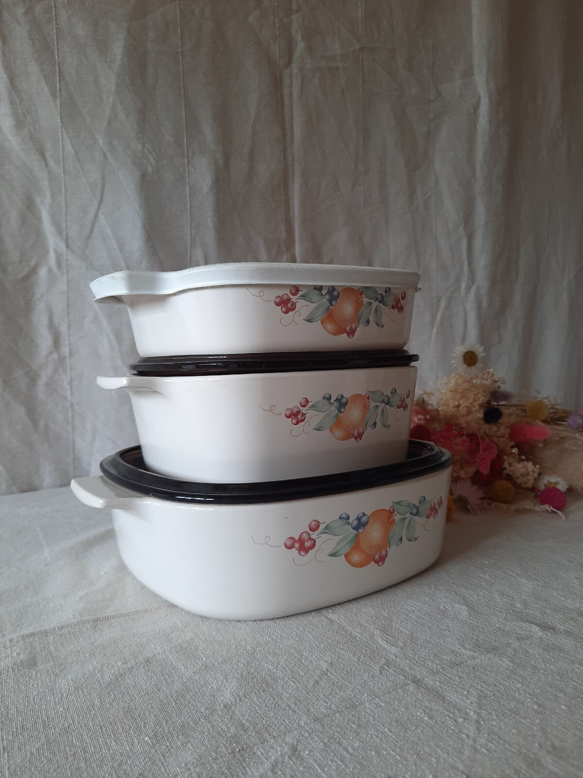 ABUNDANCE Corning Ware 6 pc Trio Casserole Dishes Amber Lid Set Rare Retro Vtg