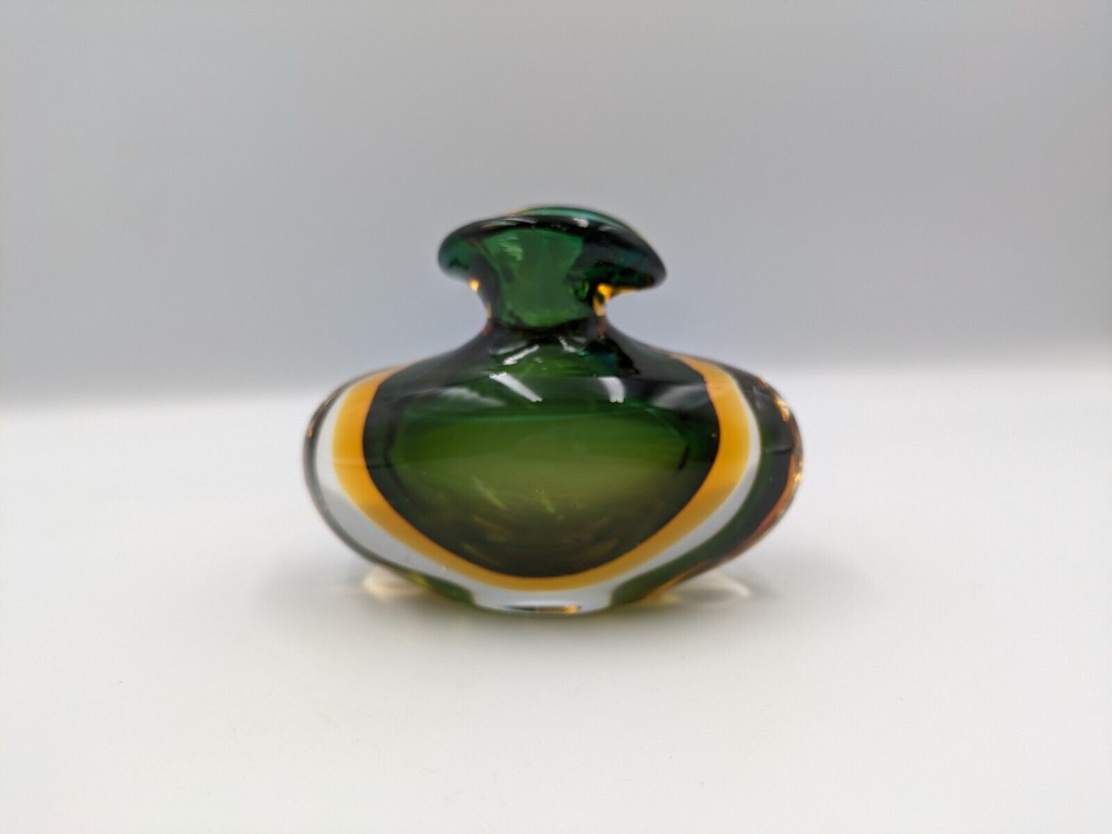Murano Sommerso Hand Blown Art glass Green Amber Cased Italian perfume Bottle UV