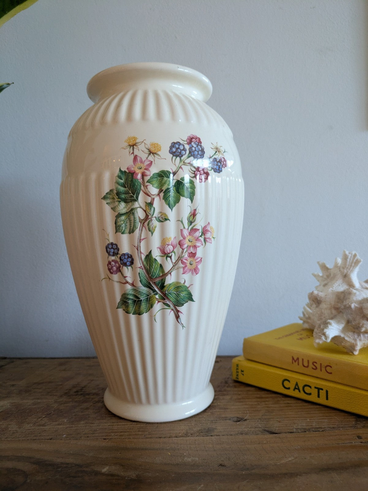Vintage Large Vase Floral Ceramic Flower Mantle Fruit Blackberries Bramble Old