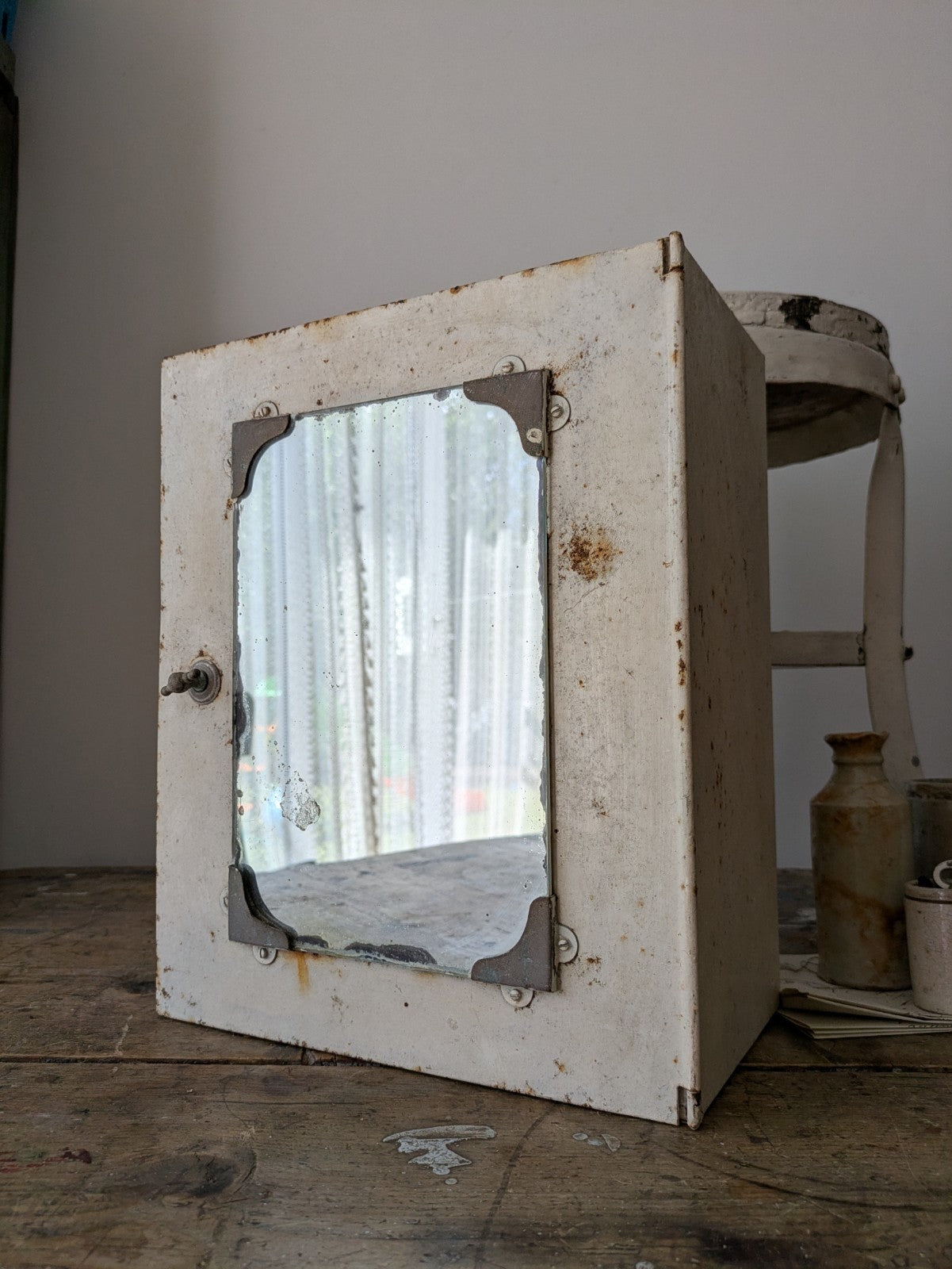 Vintage 1920s 30s Bathroom Metal Medical Wall Cabinet with Mirror Retro White 