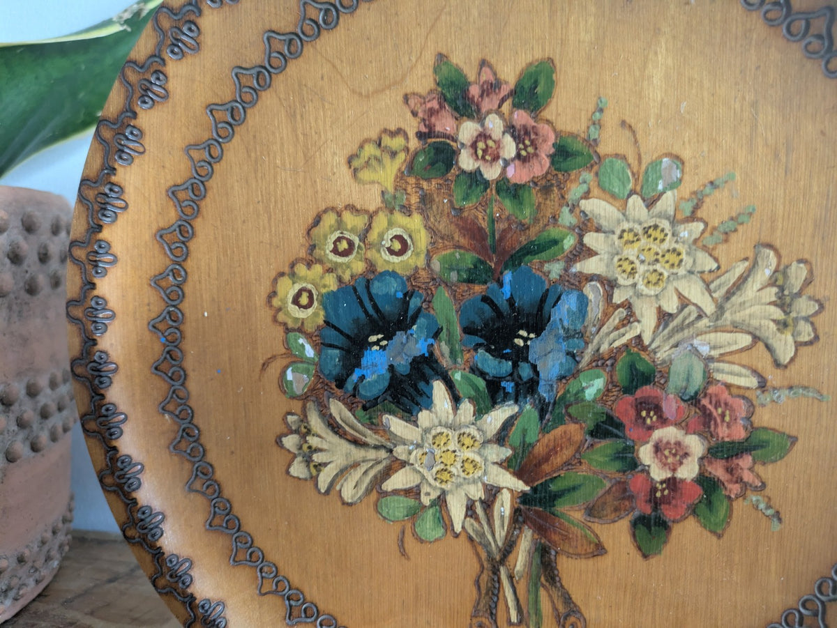 Vintage Hand Carved Wood Rotating Pedestal Plate Alipine Flowers Music Song Vgc