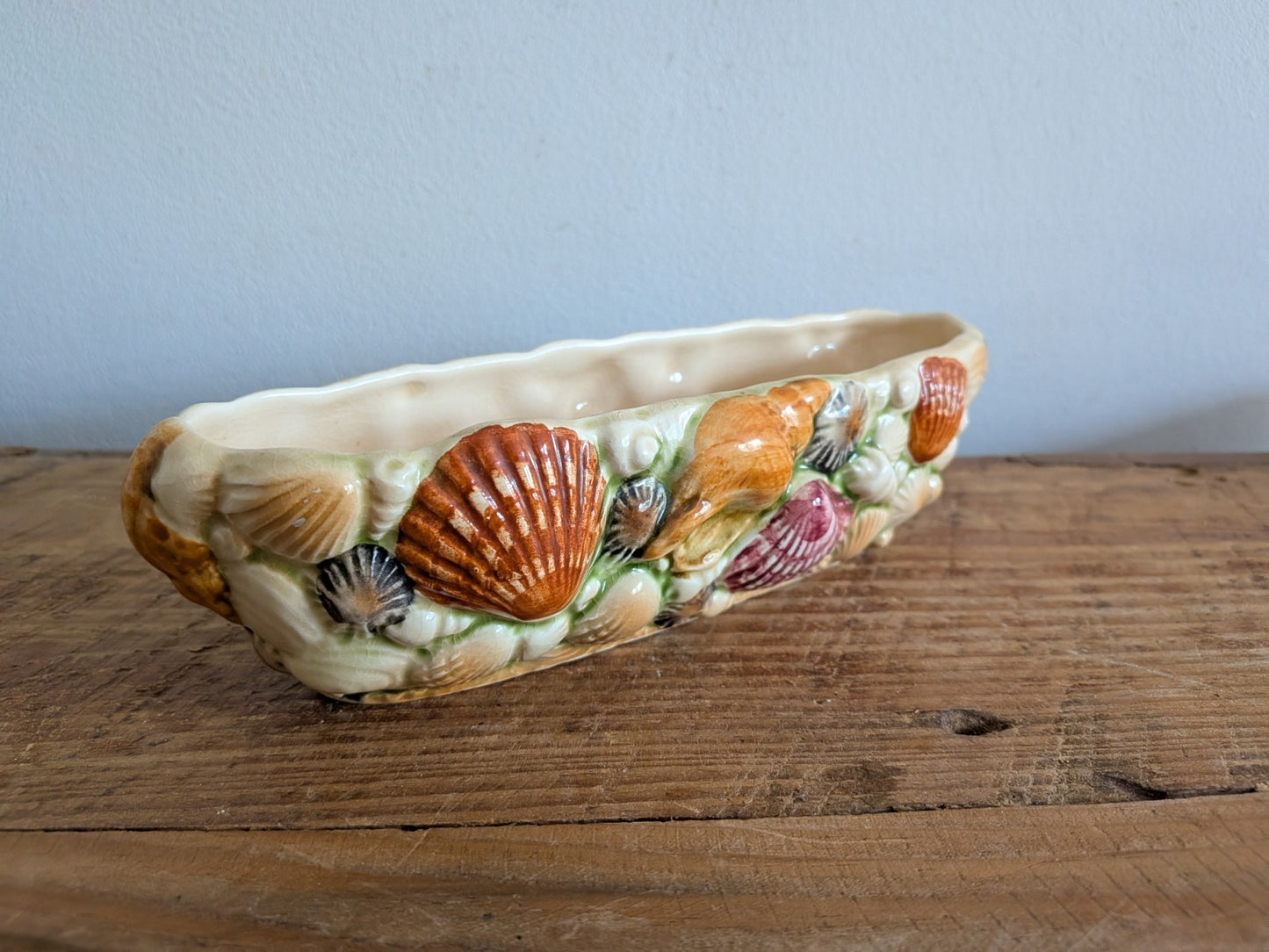 Sylvac Seashell Vase Ceramic Pottery Shell Marina England #4158 Raised Design