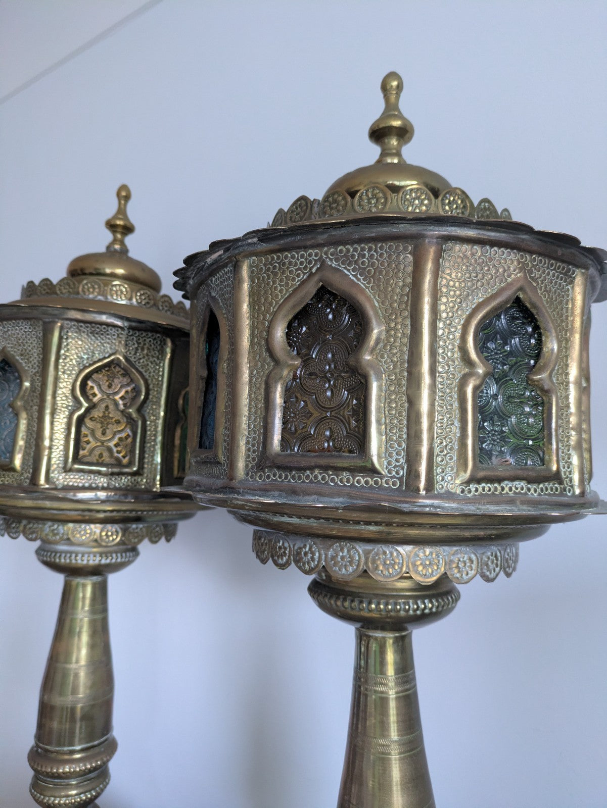 VTG Moroccan Brass Floor Lamps Stained Glass Gothic Original Pair Lights Props 