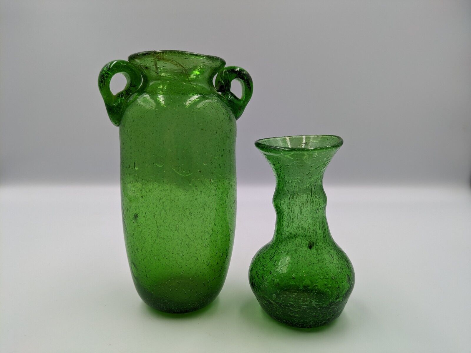 2x Vintage Emerald Green Bubble Glass Miniature Windowsill Vases Hand blown Rare