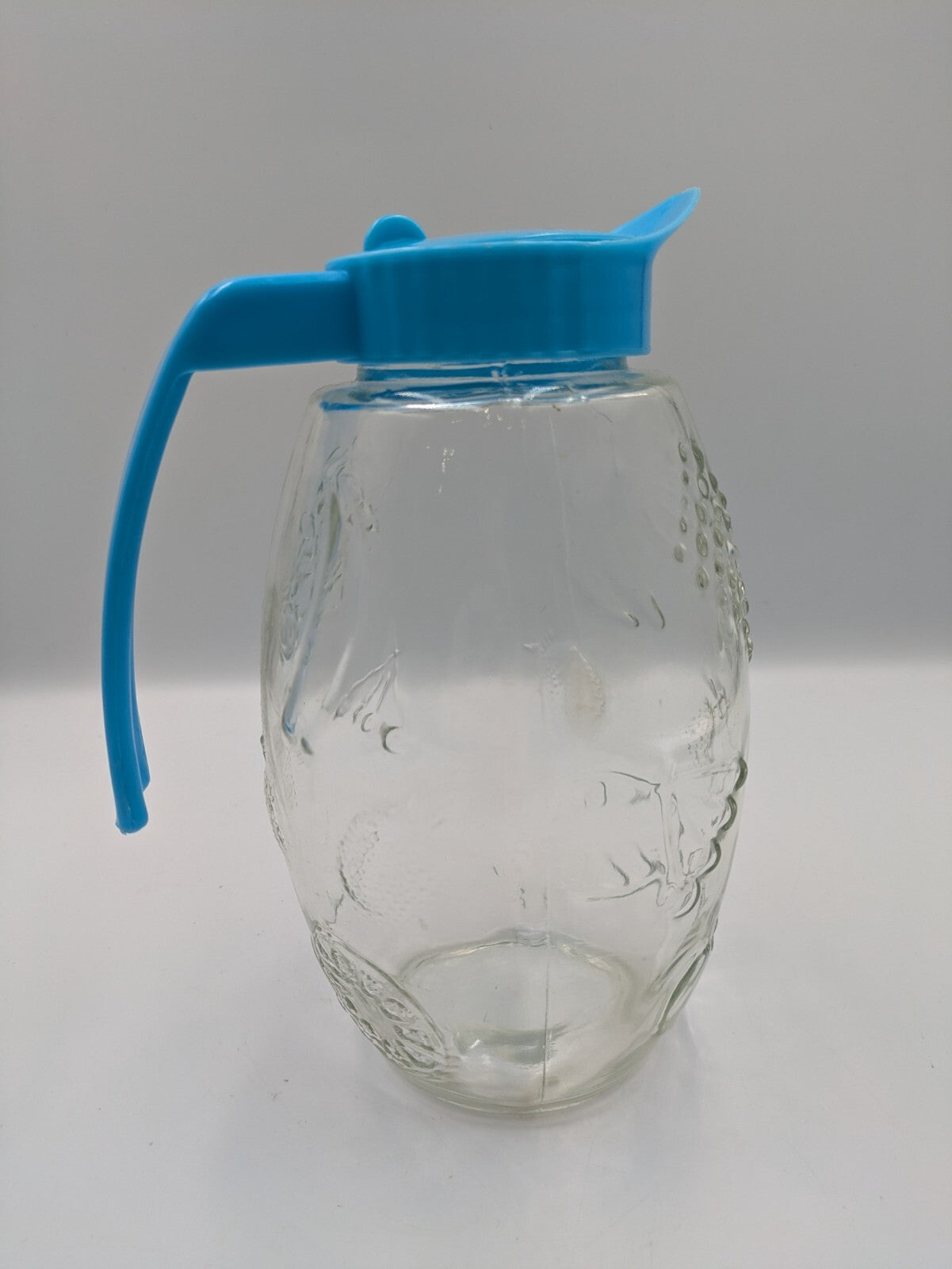 Vintage Glass Juice Jug 80s 70s Blue Plastic Handle Retro Kitsch Breakfast Fruit