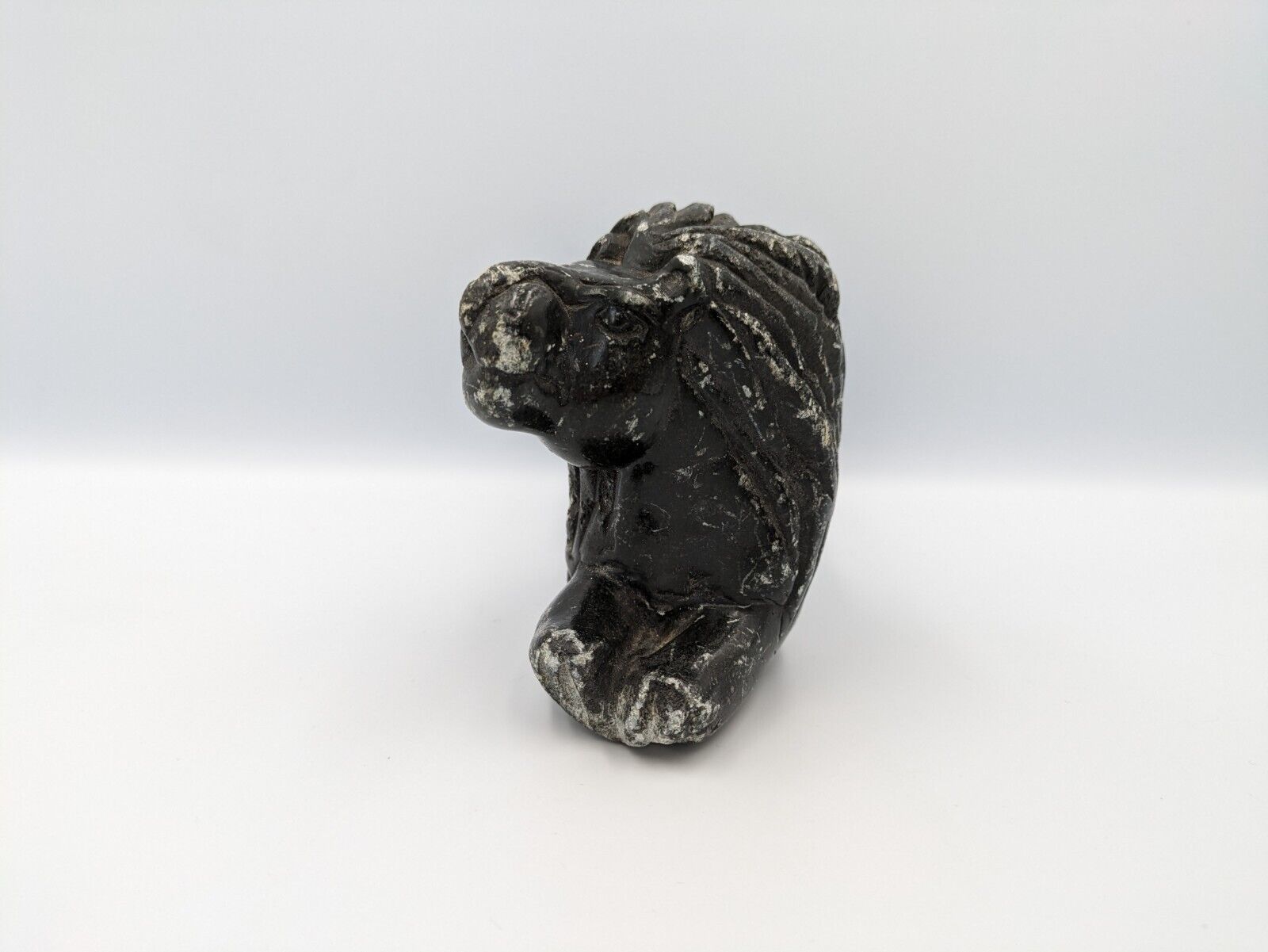 Carved Laying Down Lion Black Heavy Stone Figurine Statue Desk Paperweight Vtg