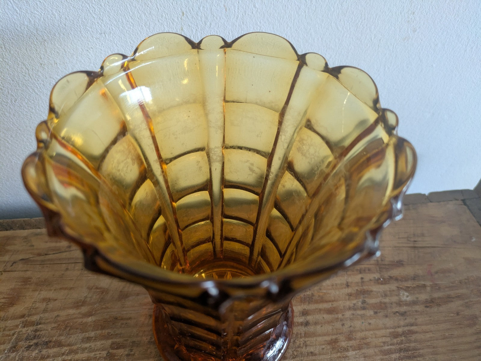 Vintage Art Deco Fluted Amber Glass Flared Vase Heavy Yellow Flowers Mantle Old