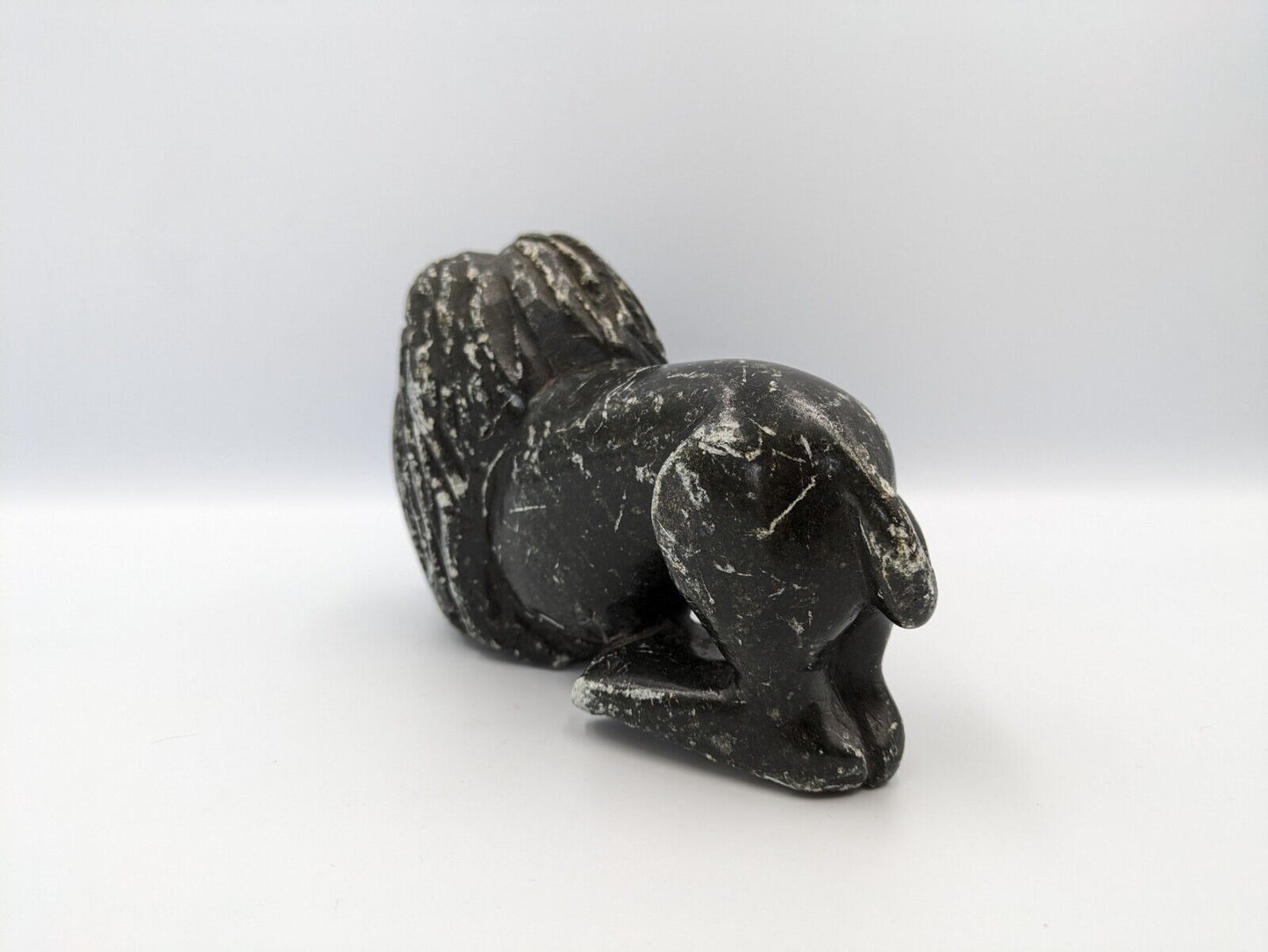 Carved Laying Down Lion Black Heavy Stone Figurine Statue Desk Paperweight Vtg