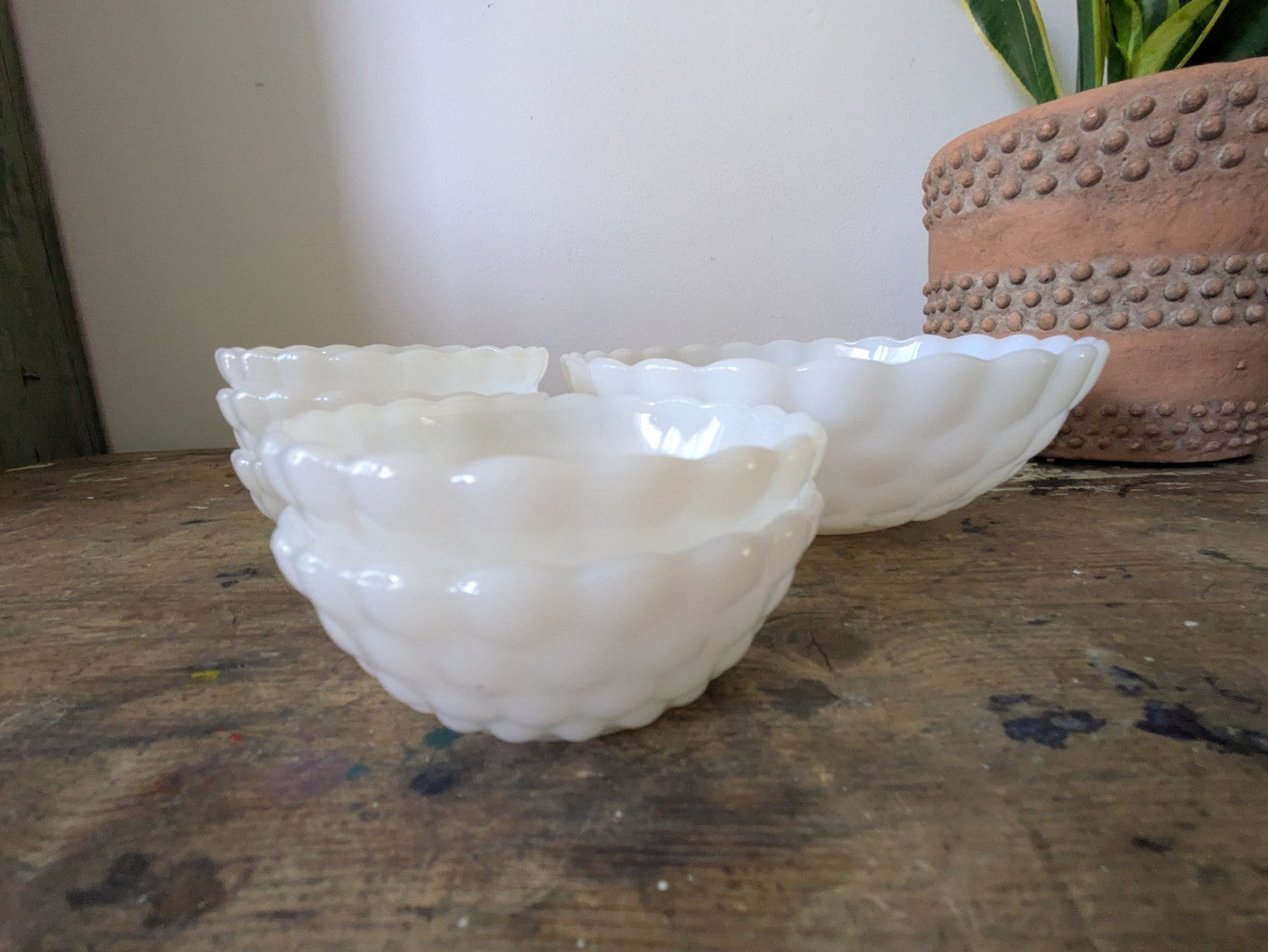 Set 6 MILK GLASS Anchor Hocking LG Bubble Serving Bowls Set Large Vintage White